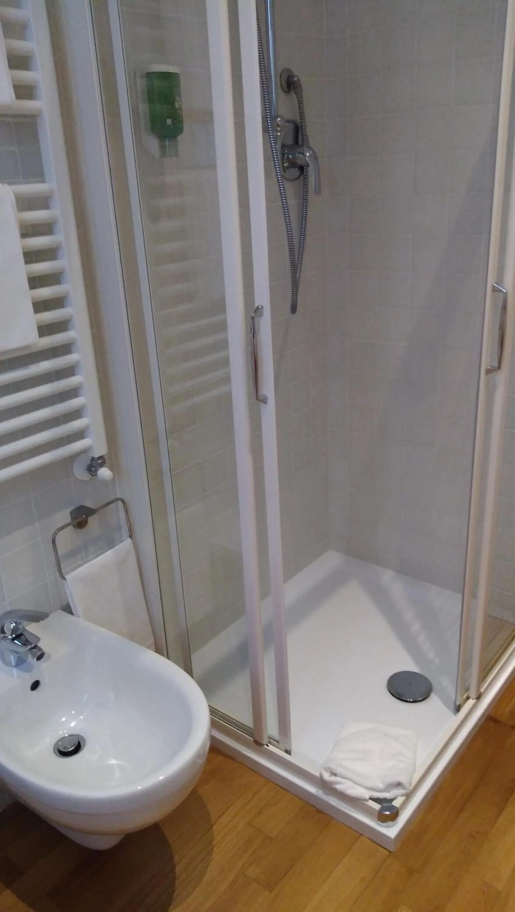 Bathroom in Da Oreste Affittacamere