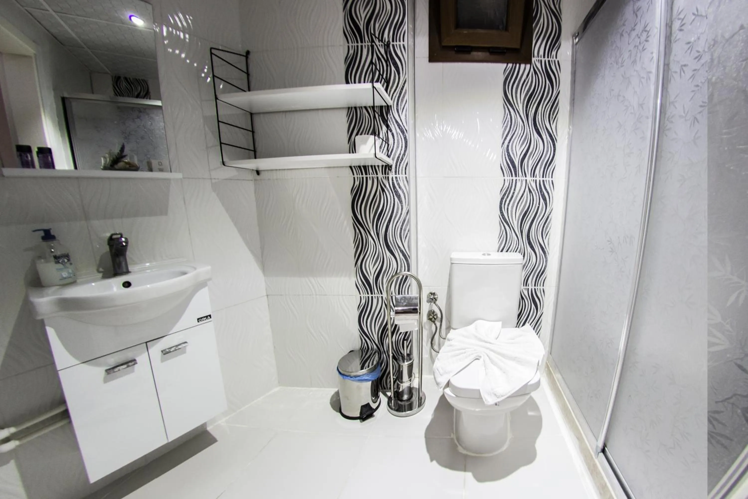 Shower in Ephesus Palace