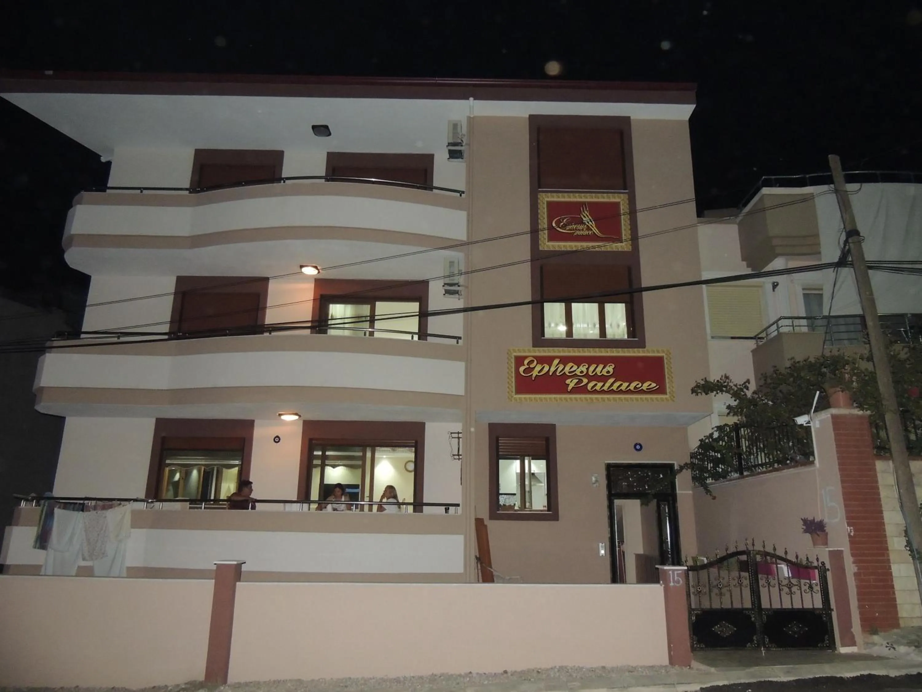 Property building in Ephesus Palace