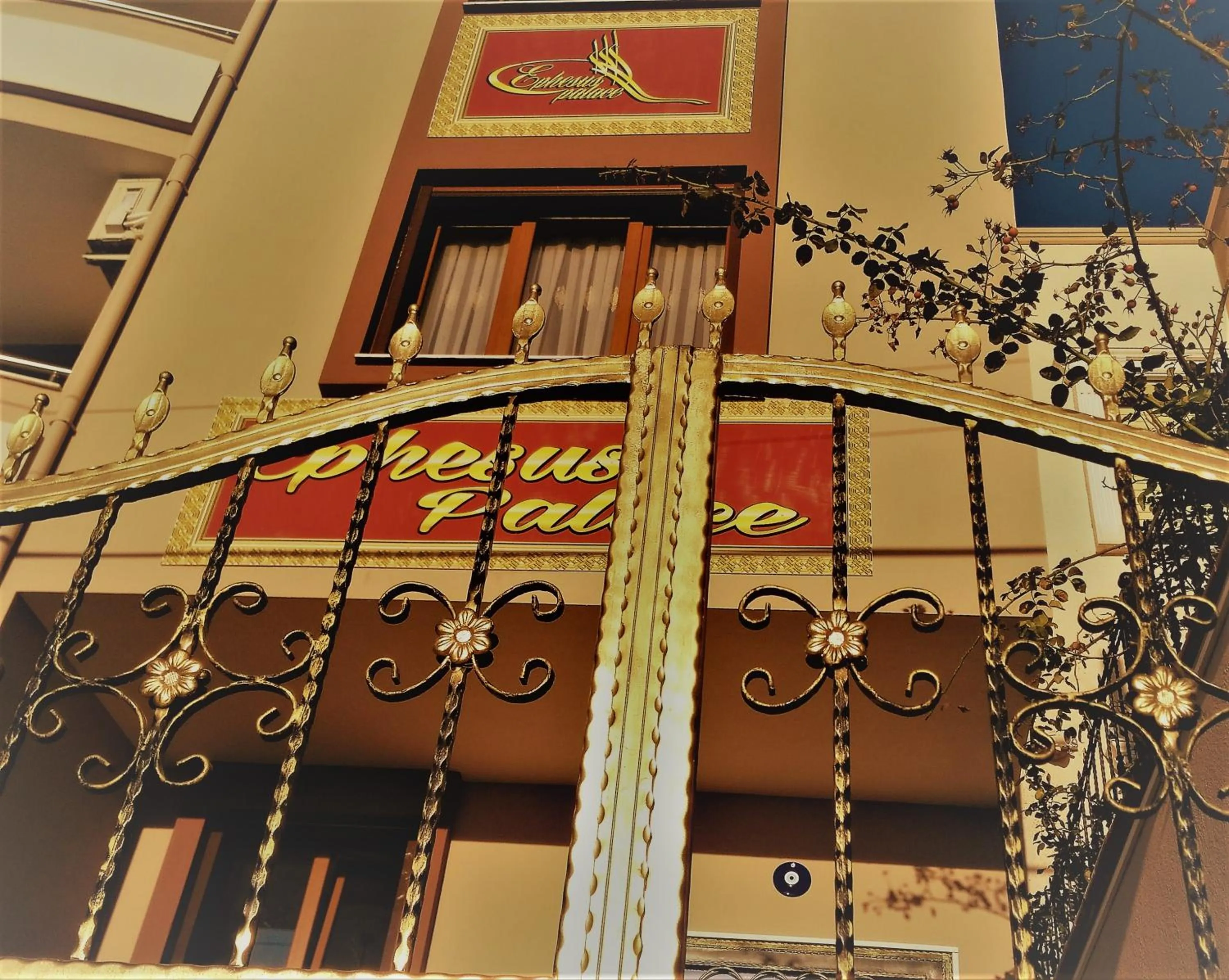 Property building in Ephesus Palace