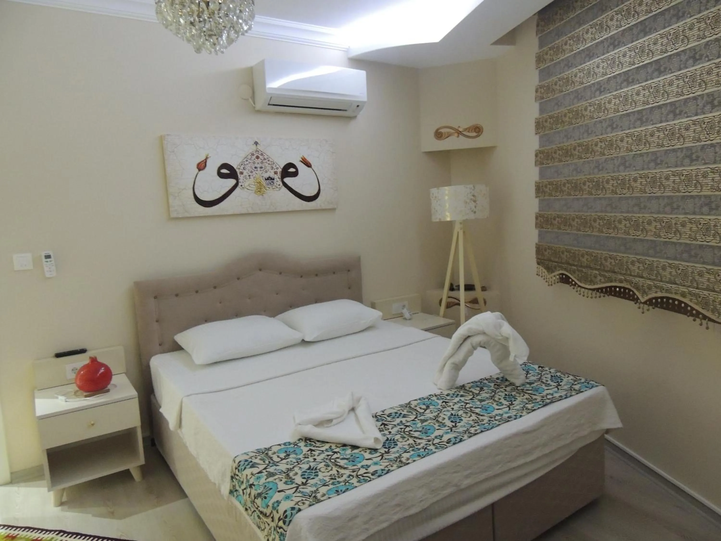 Bed in Ephesus Palace