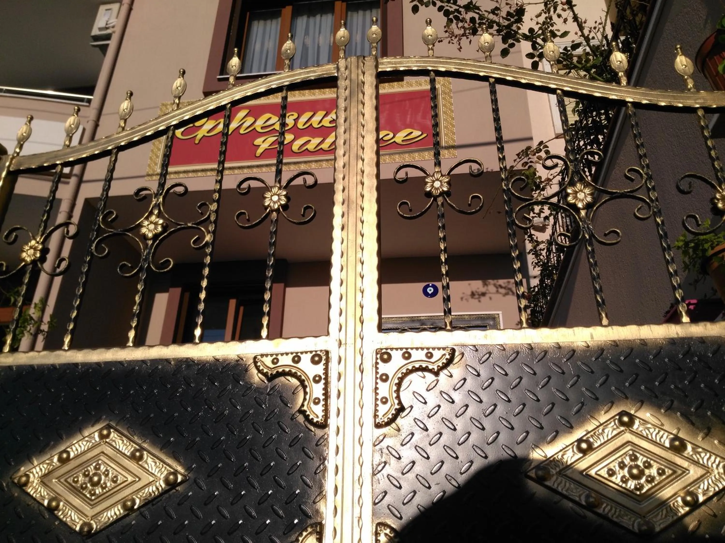 Property building in Ephesus Palace