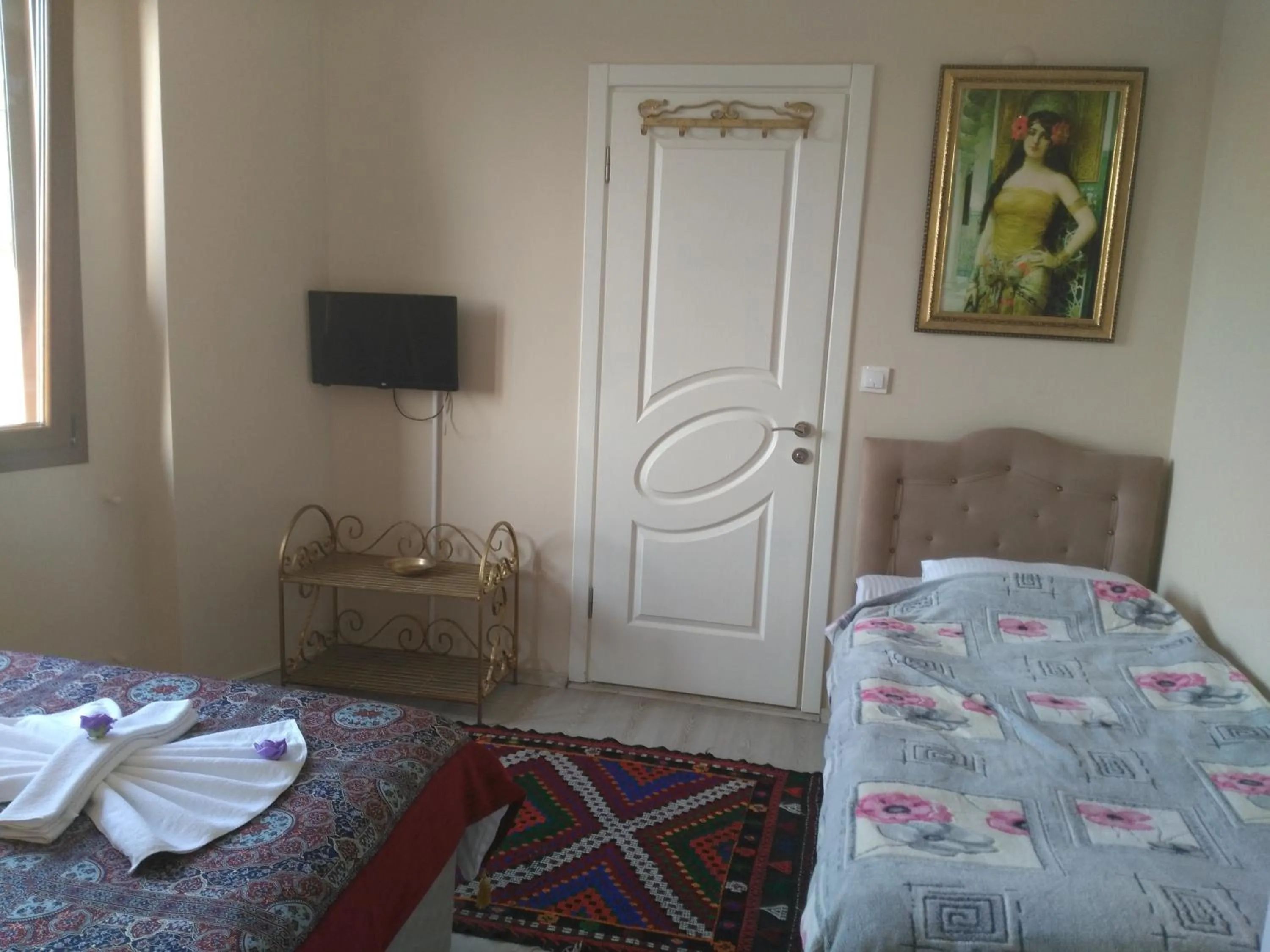 Bed in Ephesus Palace