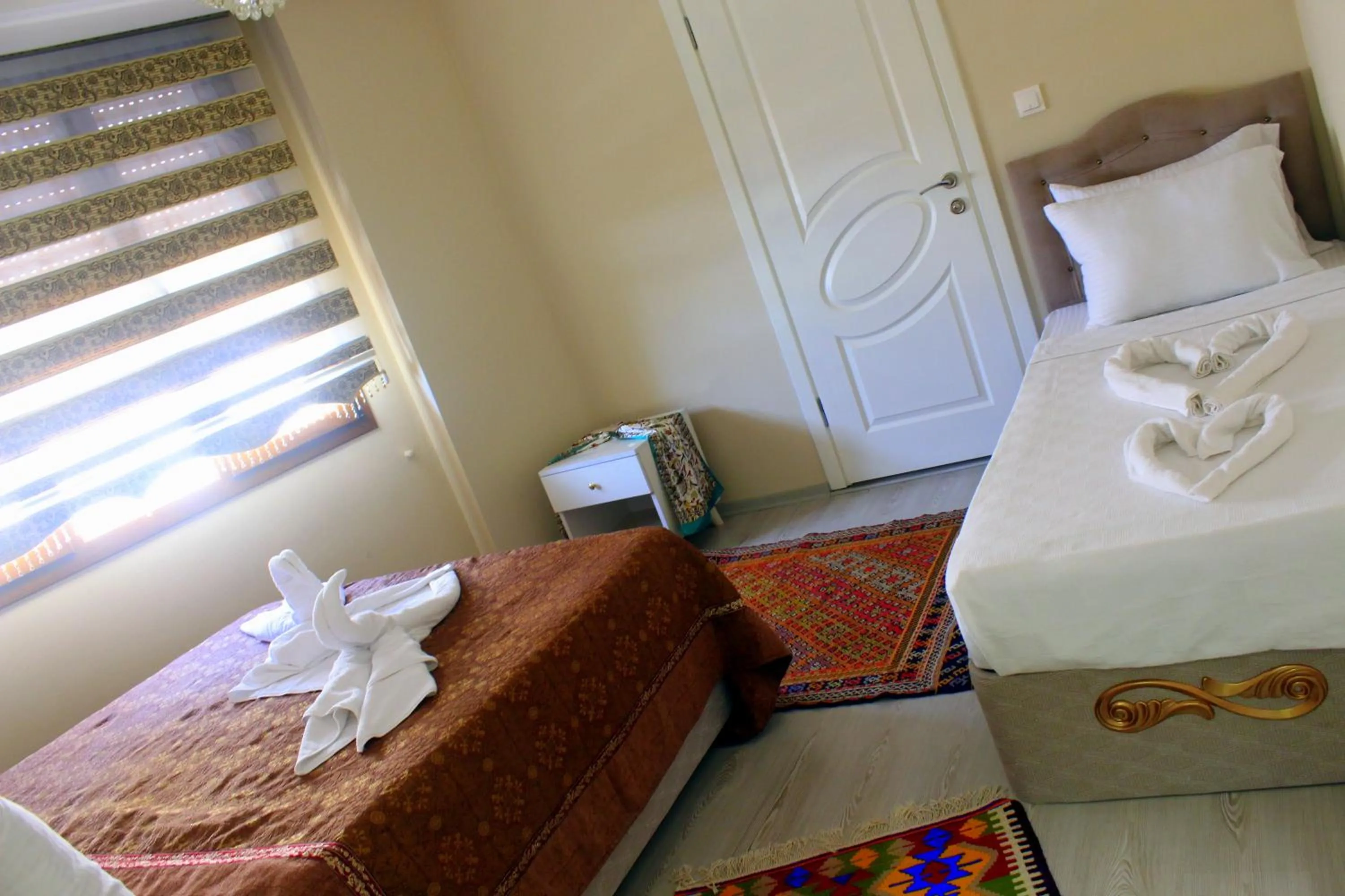 Property building in Ephesus Palace