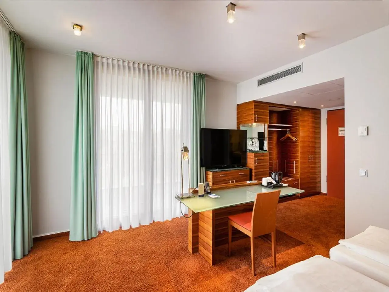 Double Room with Balcony - single occupancy in Schlosshotel Hellenstein Double Room with Balcony - single occupancy in Schlosshotel Hellenstein