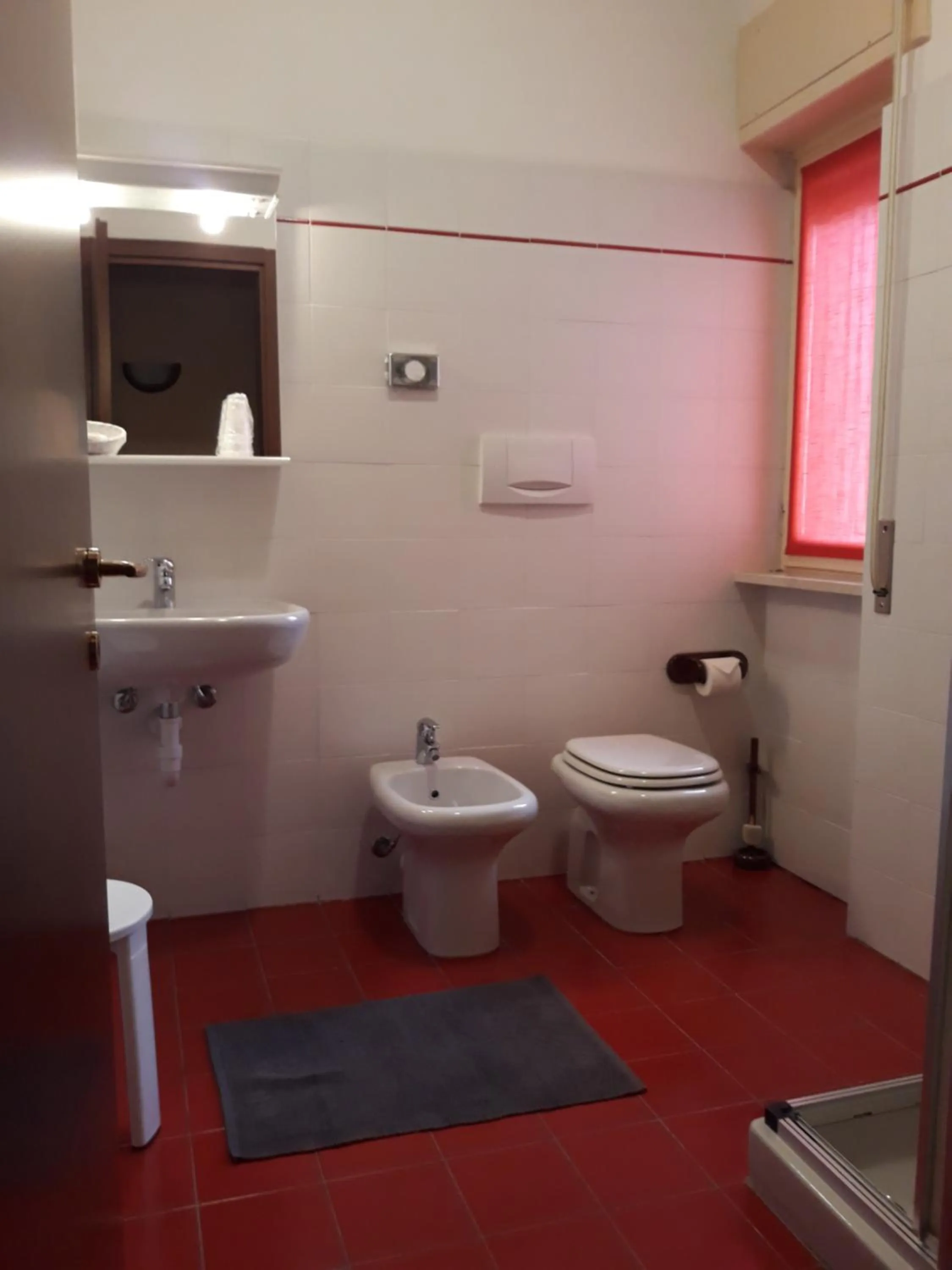 Bathroom in Albergo Piazzatorre