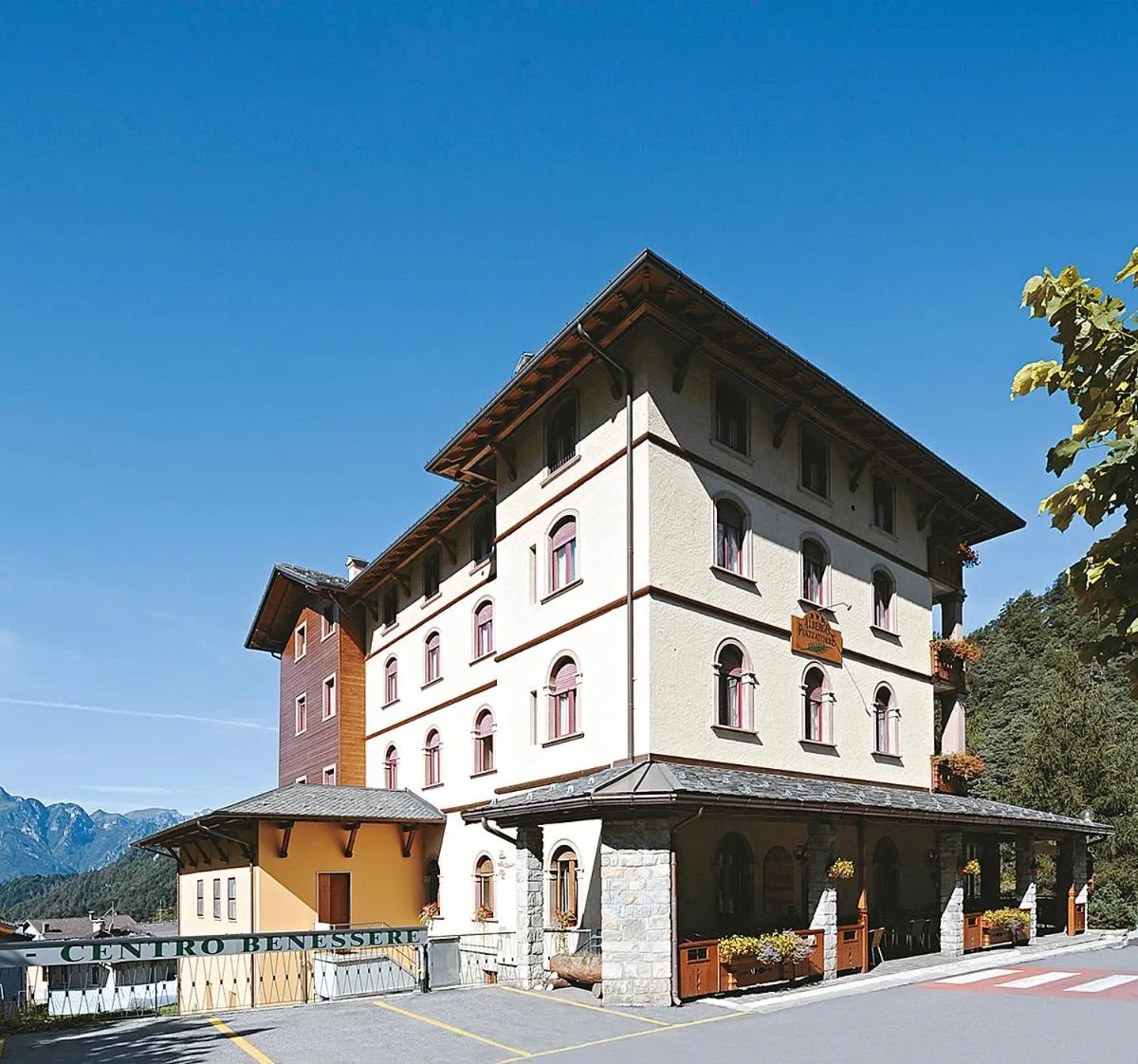 Property building in Albergo Piazzatorre