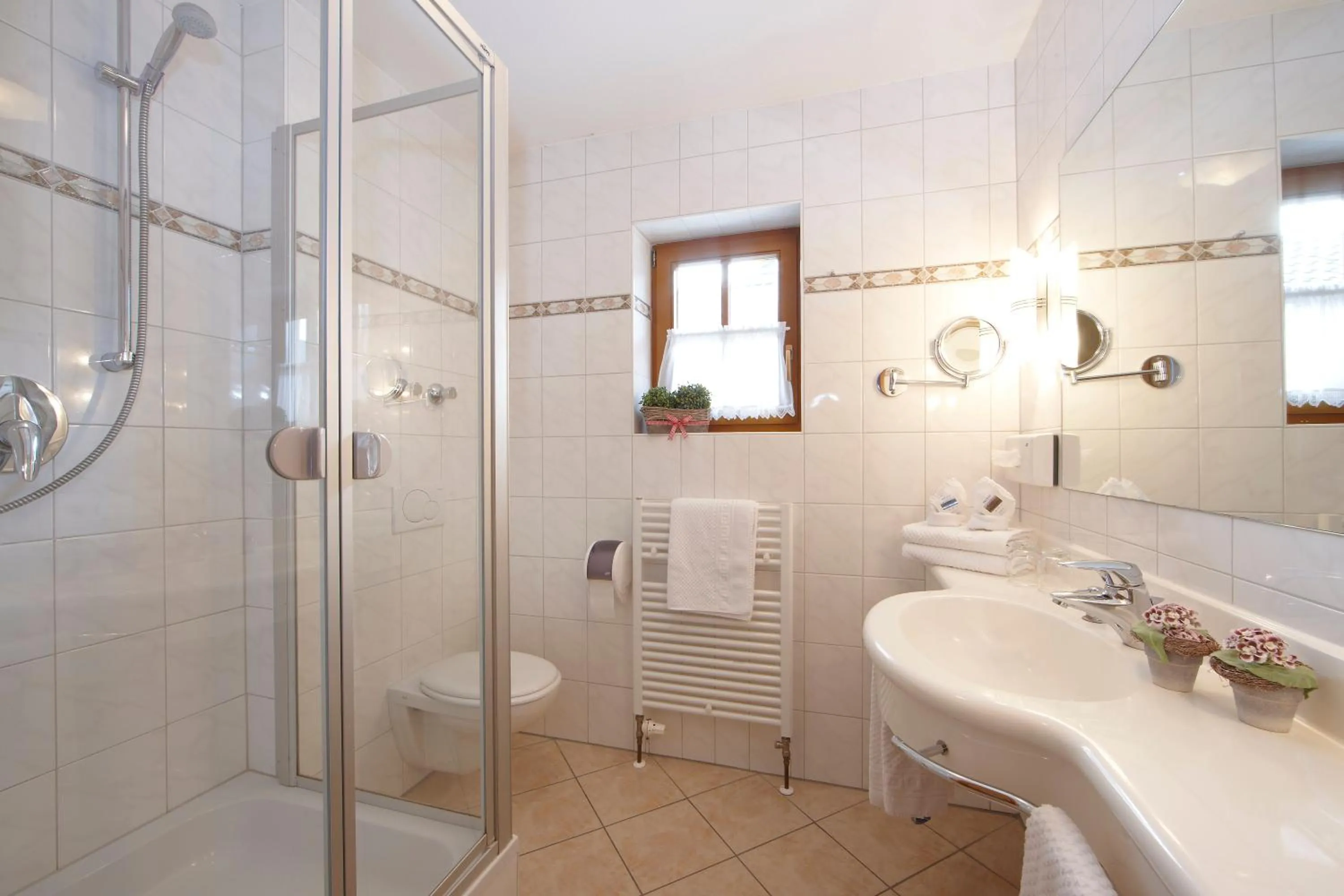 Bathroom in Hotel Schatten