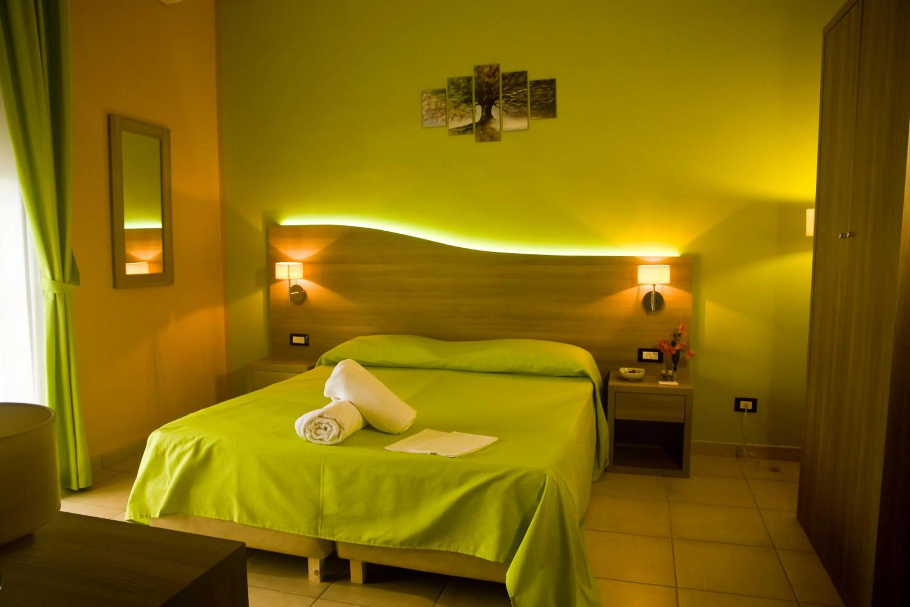 Photo of the whole room, Bed in B&B Liberty