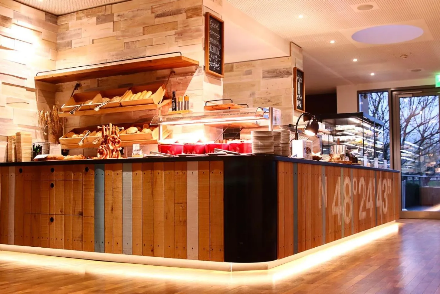 Breakfast in LAGO hotel & restaurant am see