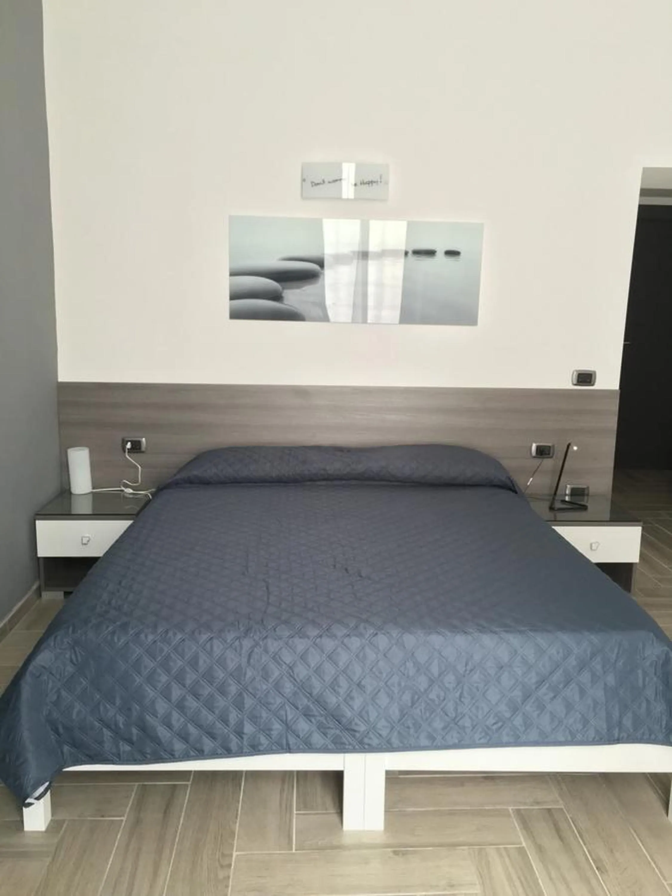 Photo of the whole room, Bed in La Dimora di Garibaldi