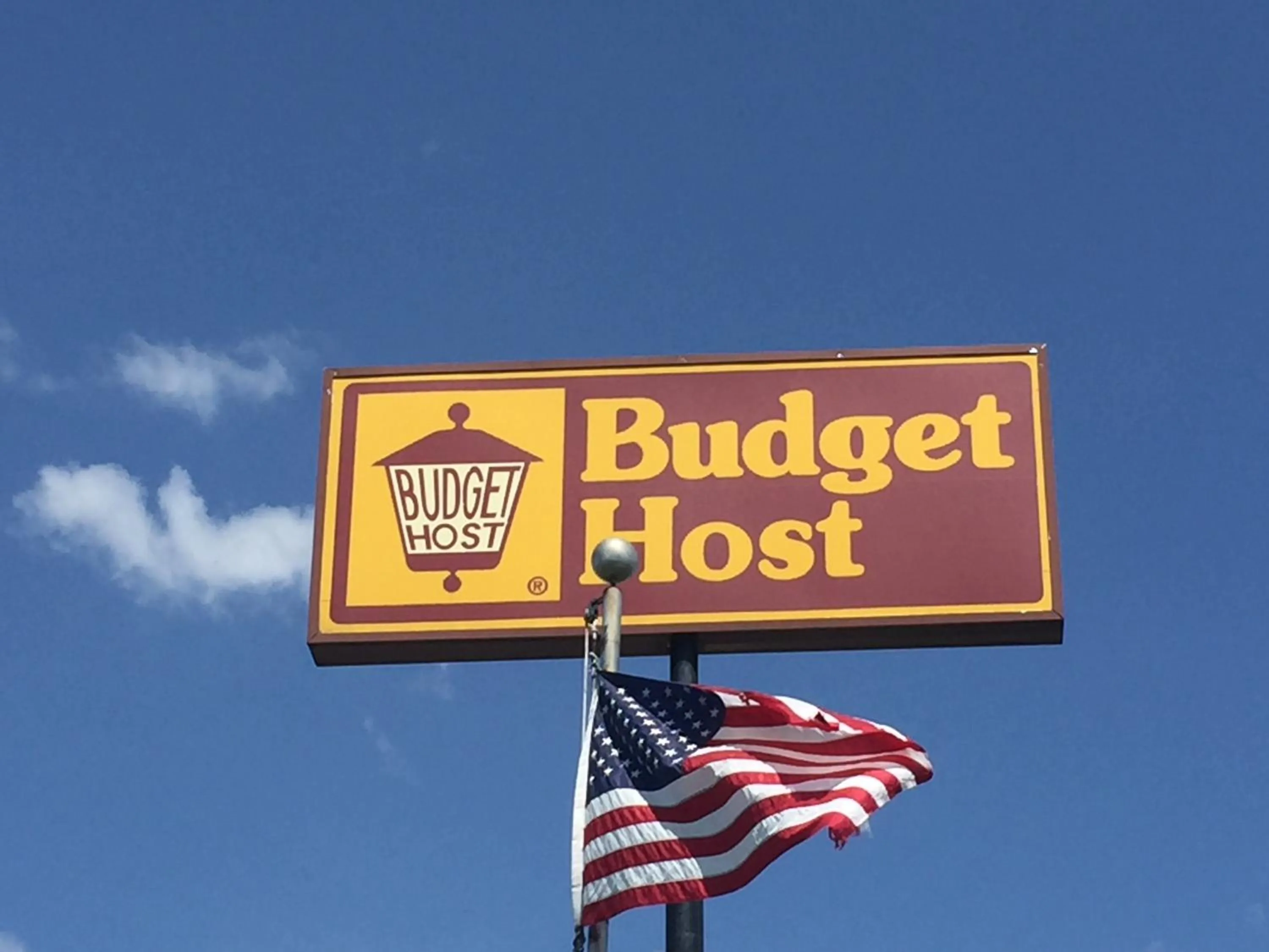 Property logo or sign in Budget Host Platte Valley Inn
