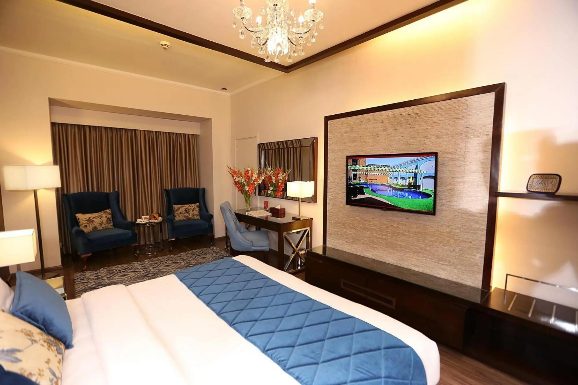 Photo of the whole room, Bed in Ramada by Wyndham Multan