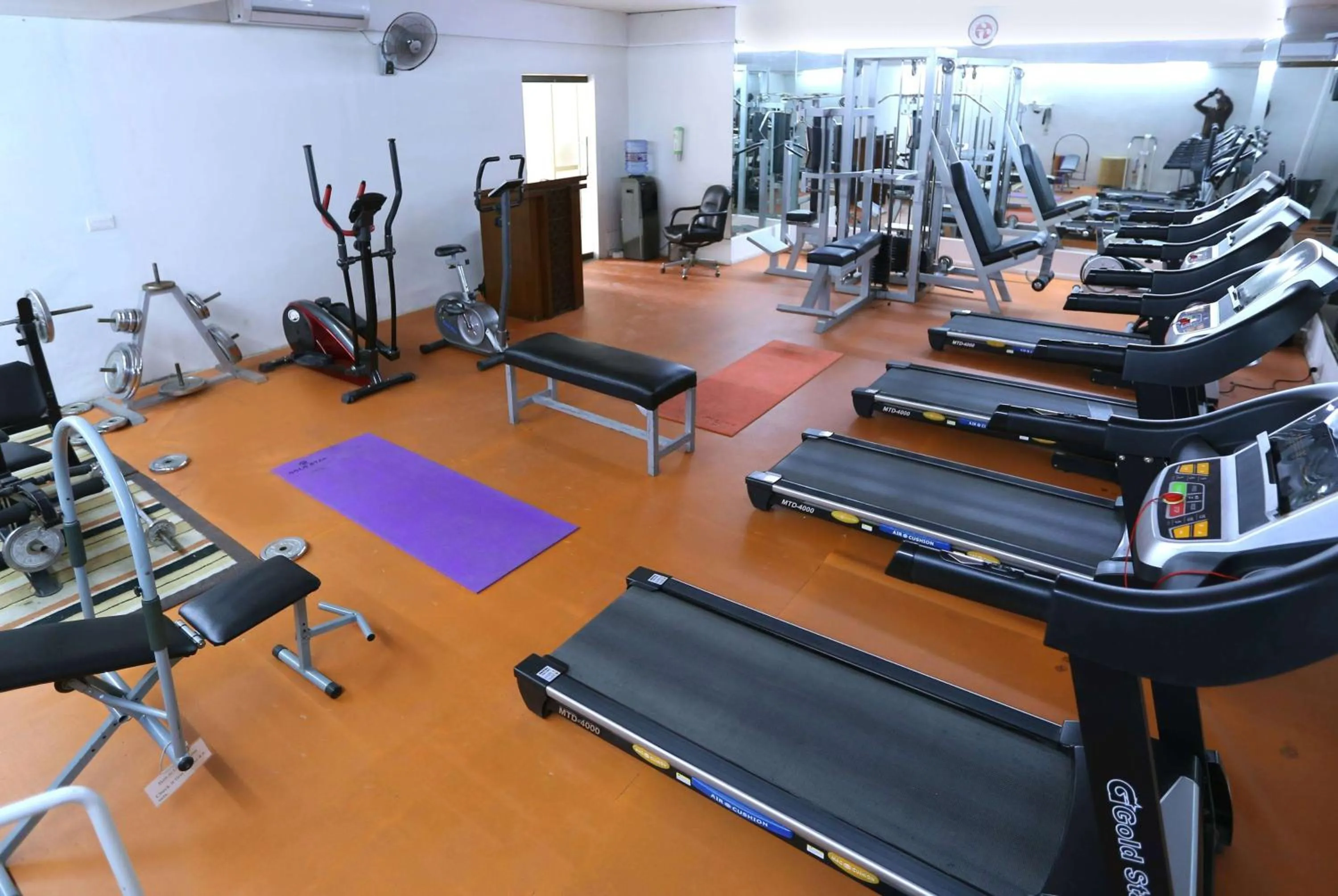 Fitness centre/facilities in Ramada by Wyndham Multan