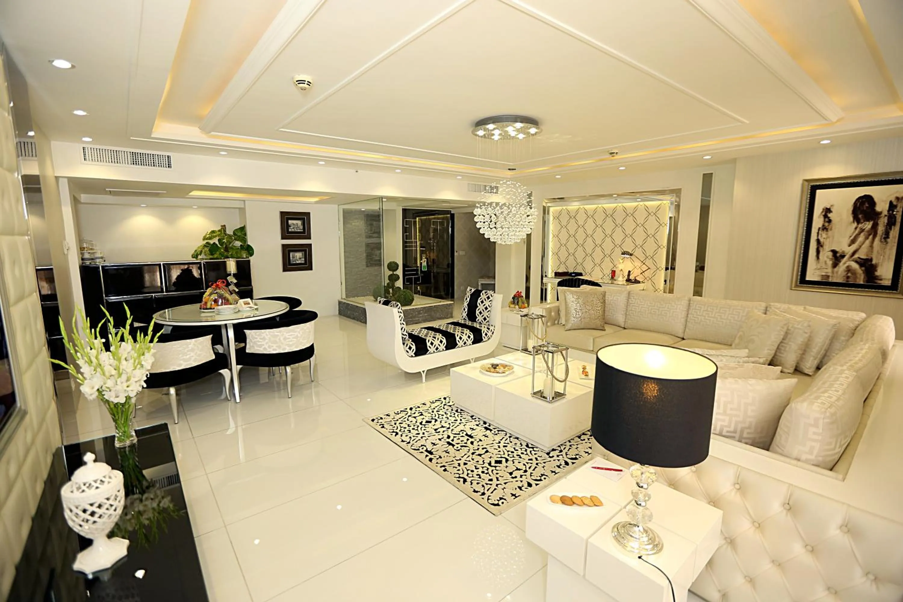 Lounge or bar in Ramada by Wyndham Multan