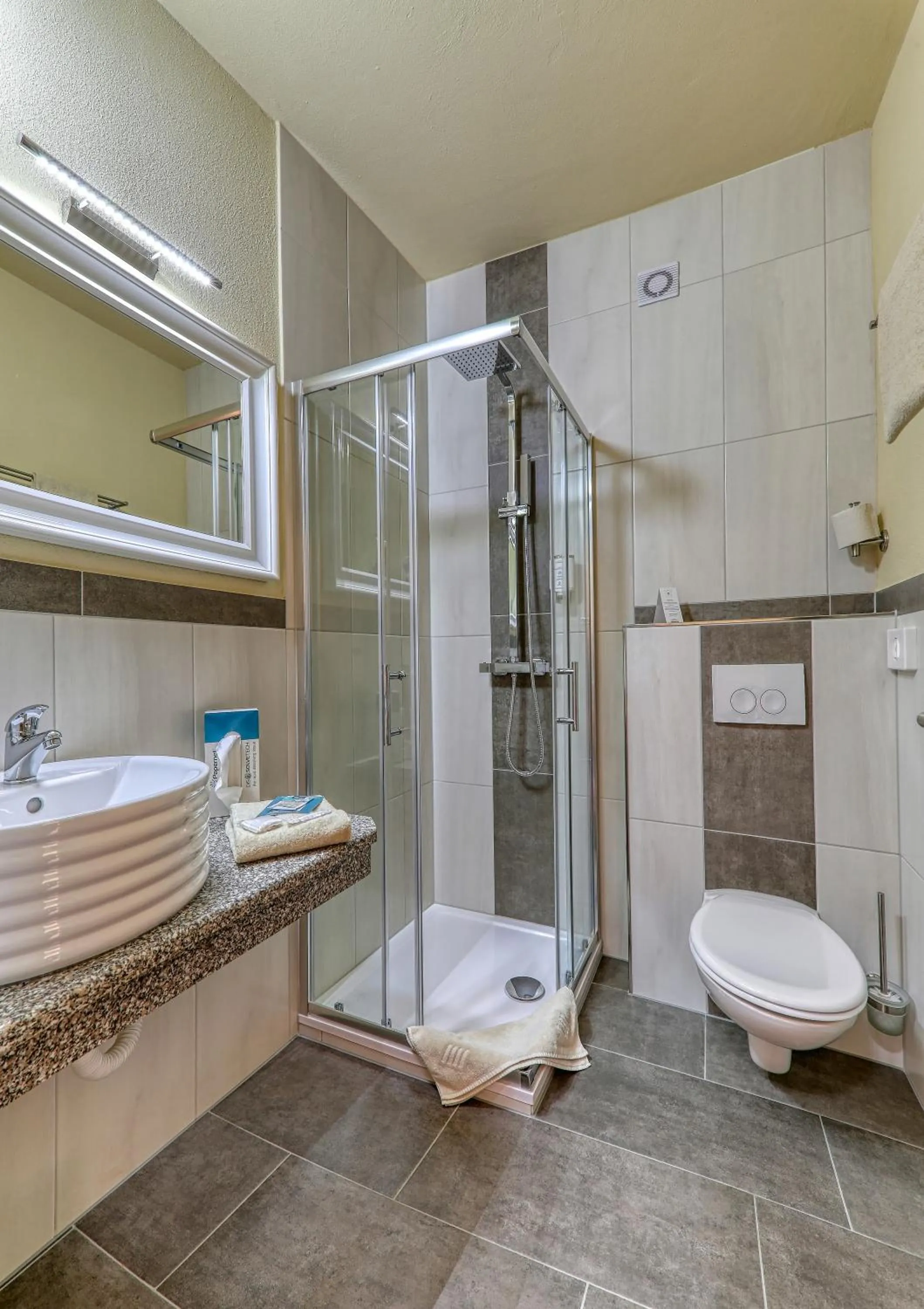 Bathroom in Wellnesshotel deine Auszeit, Adults only