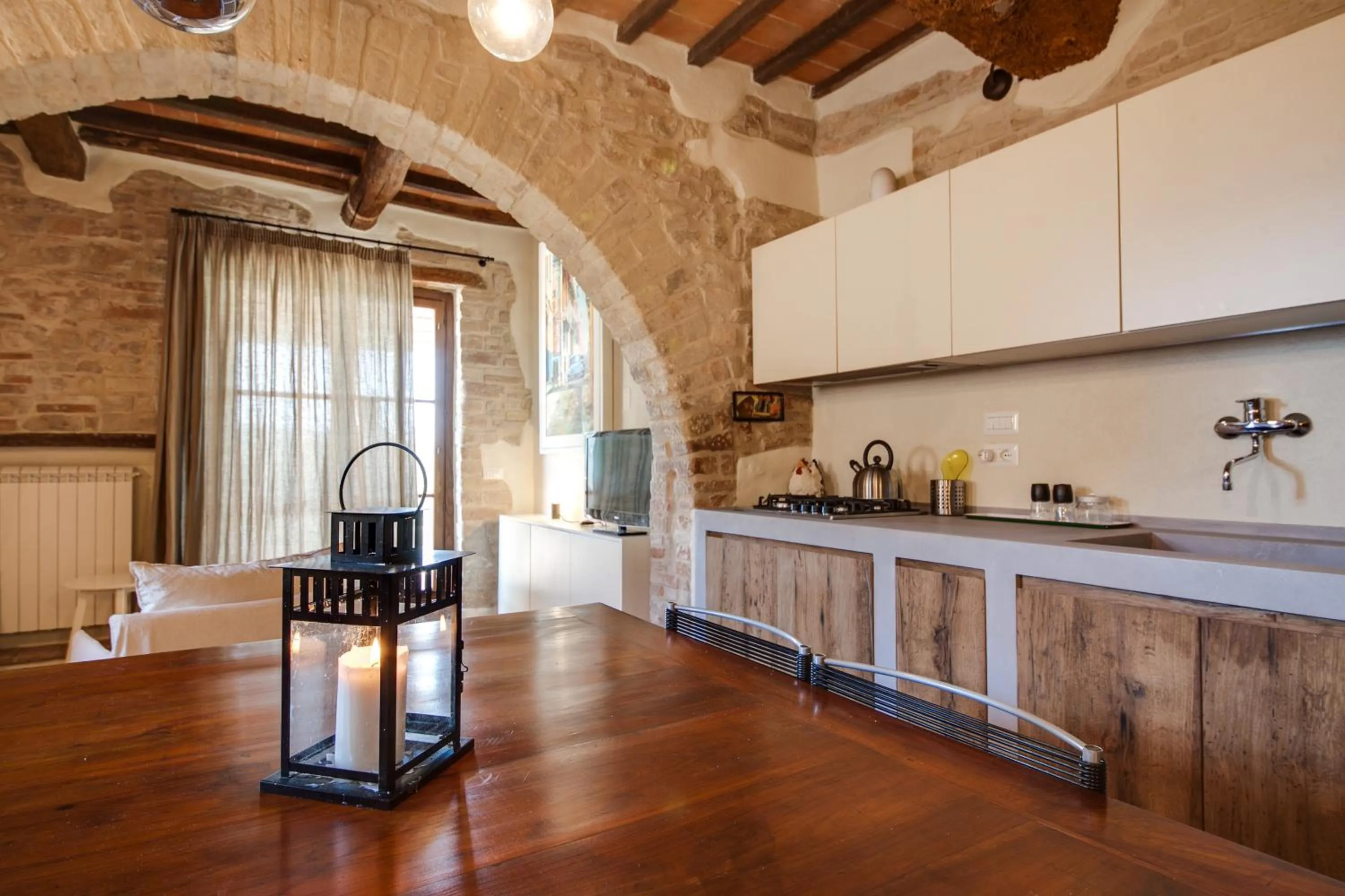Kitchen or kitchenette in Umbria Country Shelter