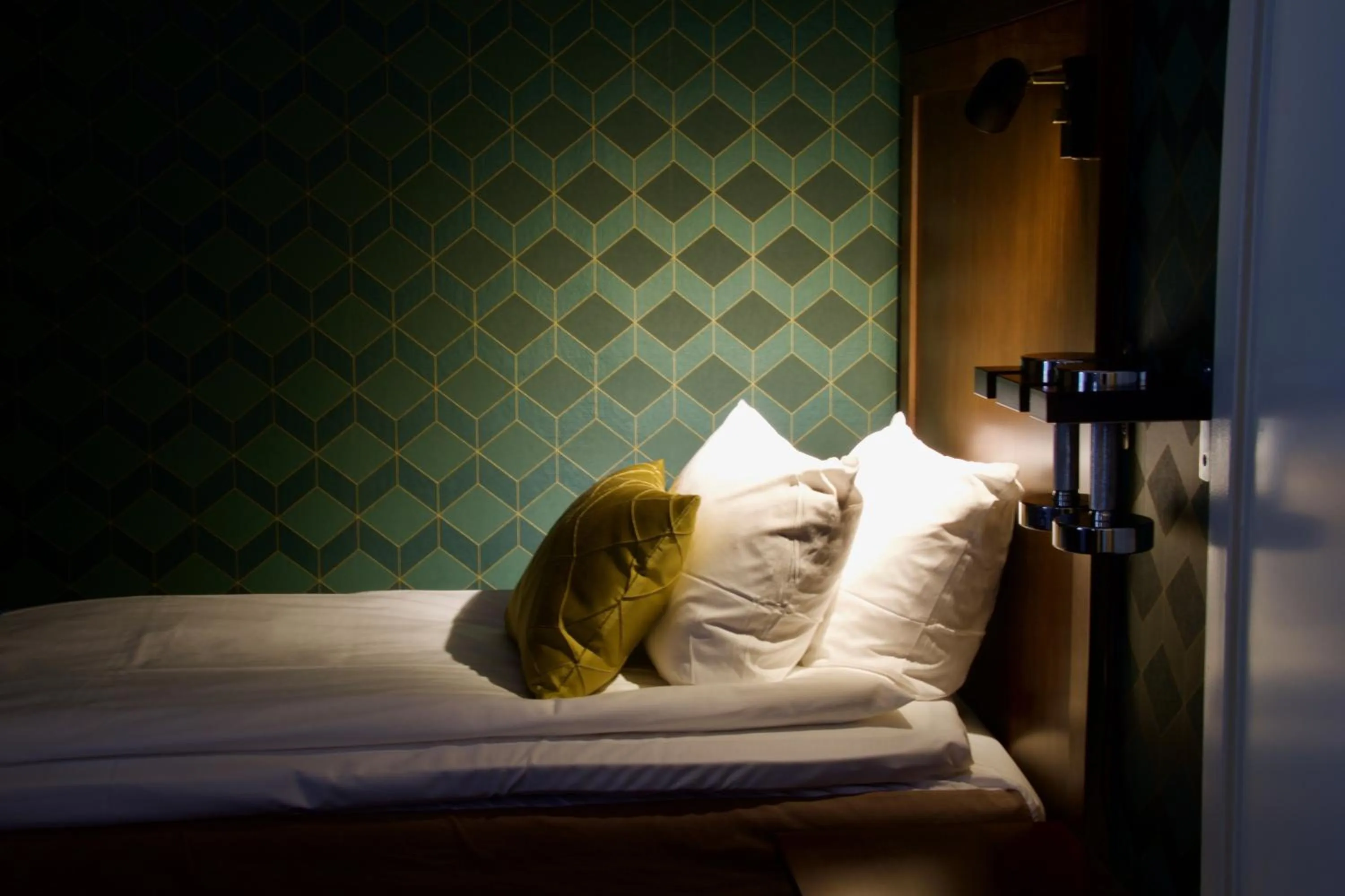 Bed in ProfilHotels Opera