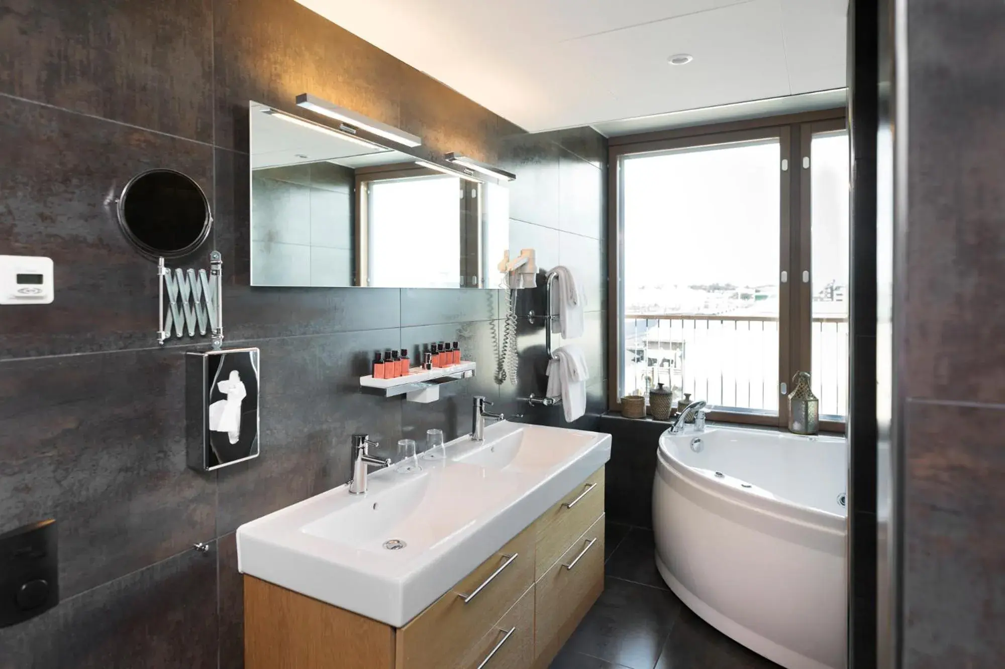 Junior Suite in ProfilHotels Opera Junior Suite in ProfilHotels Opera