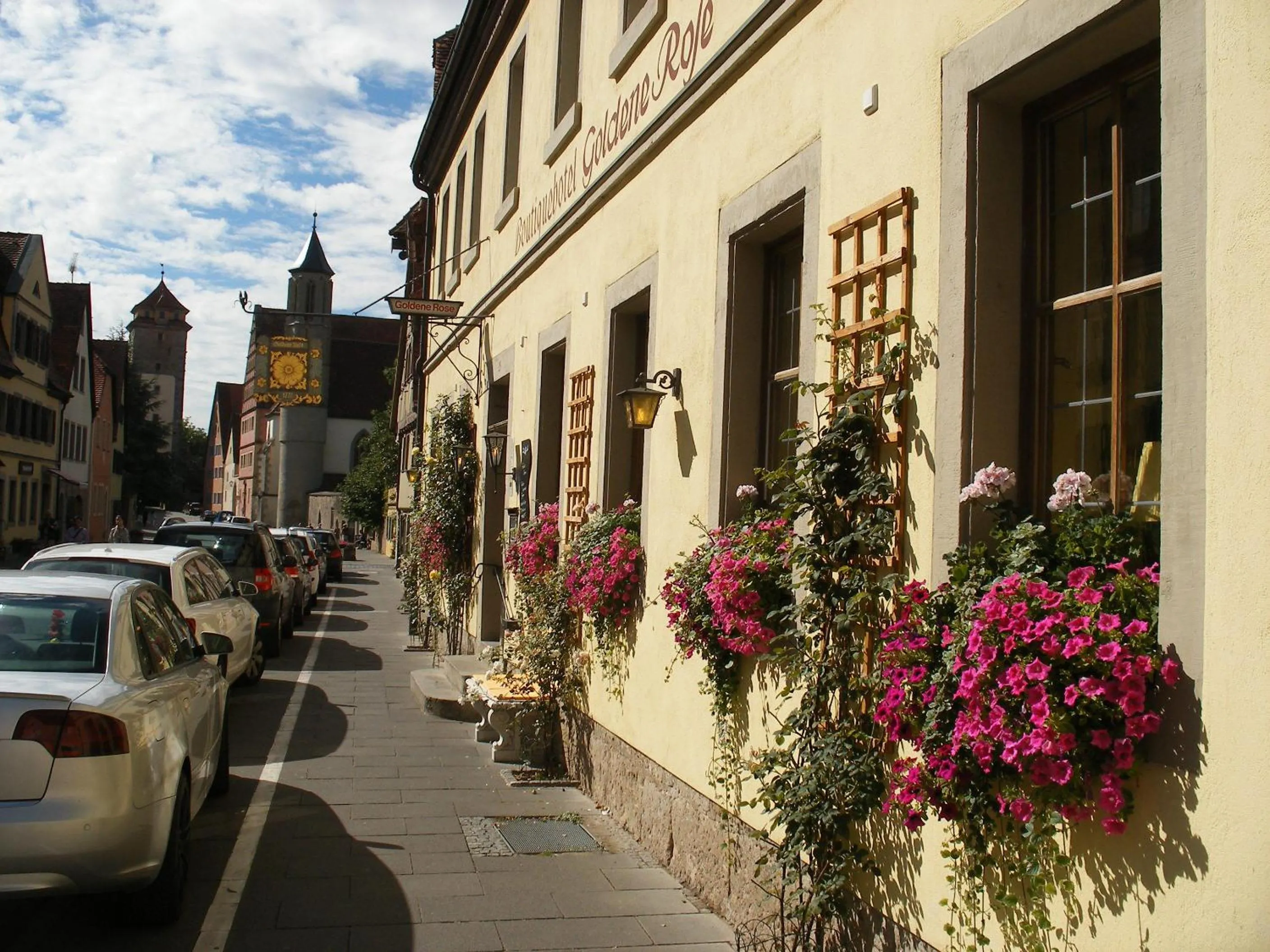 Property building in Boutiquehotel Goldene Rose - self-check-in