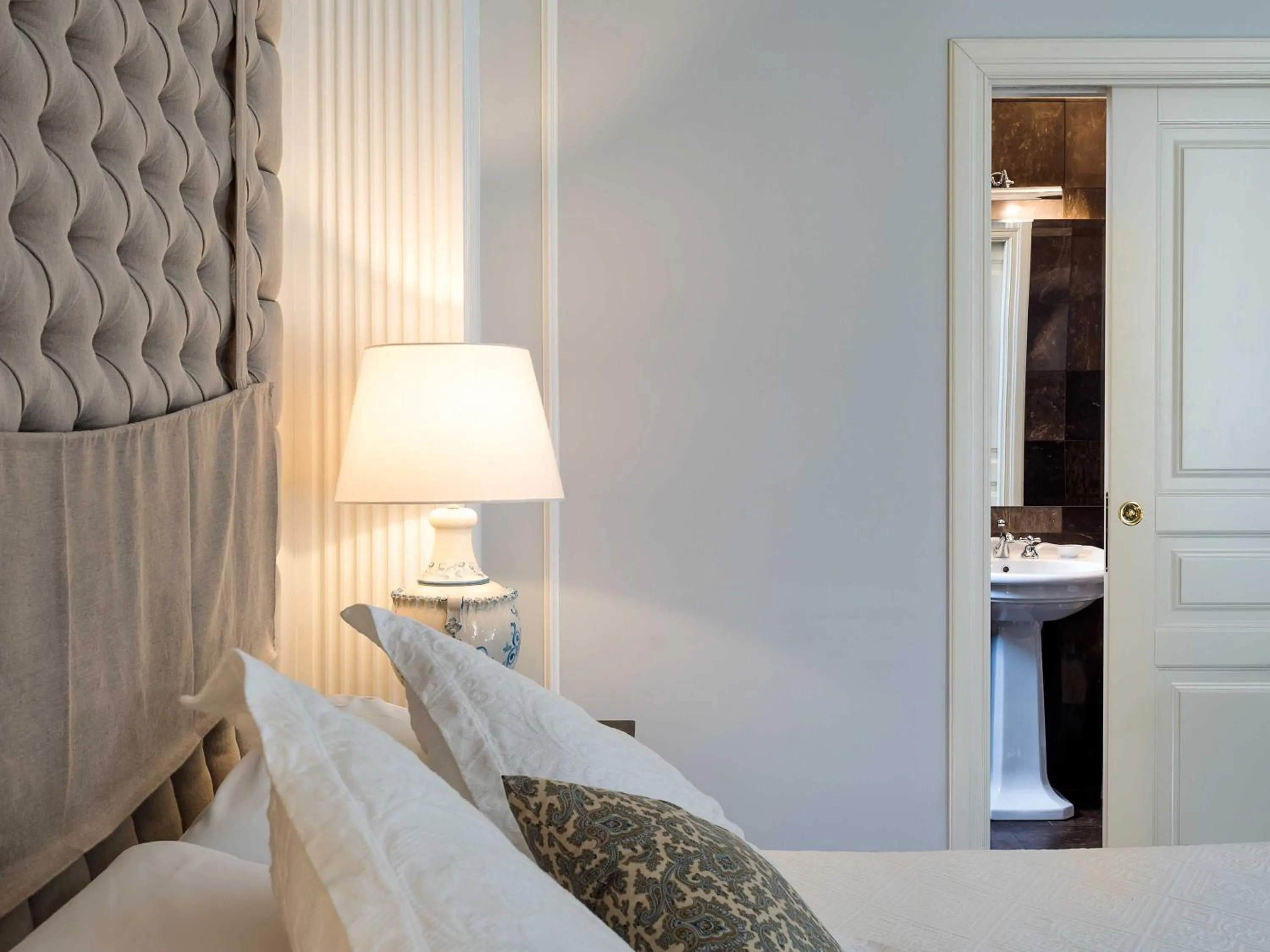 Bed in Gagliardi Boutique Hotel