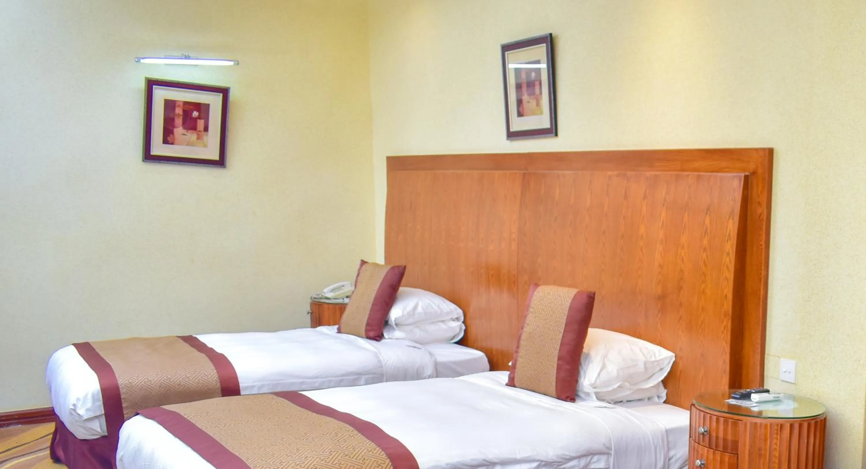 Bed in Mbale Resort Hotel