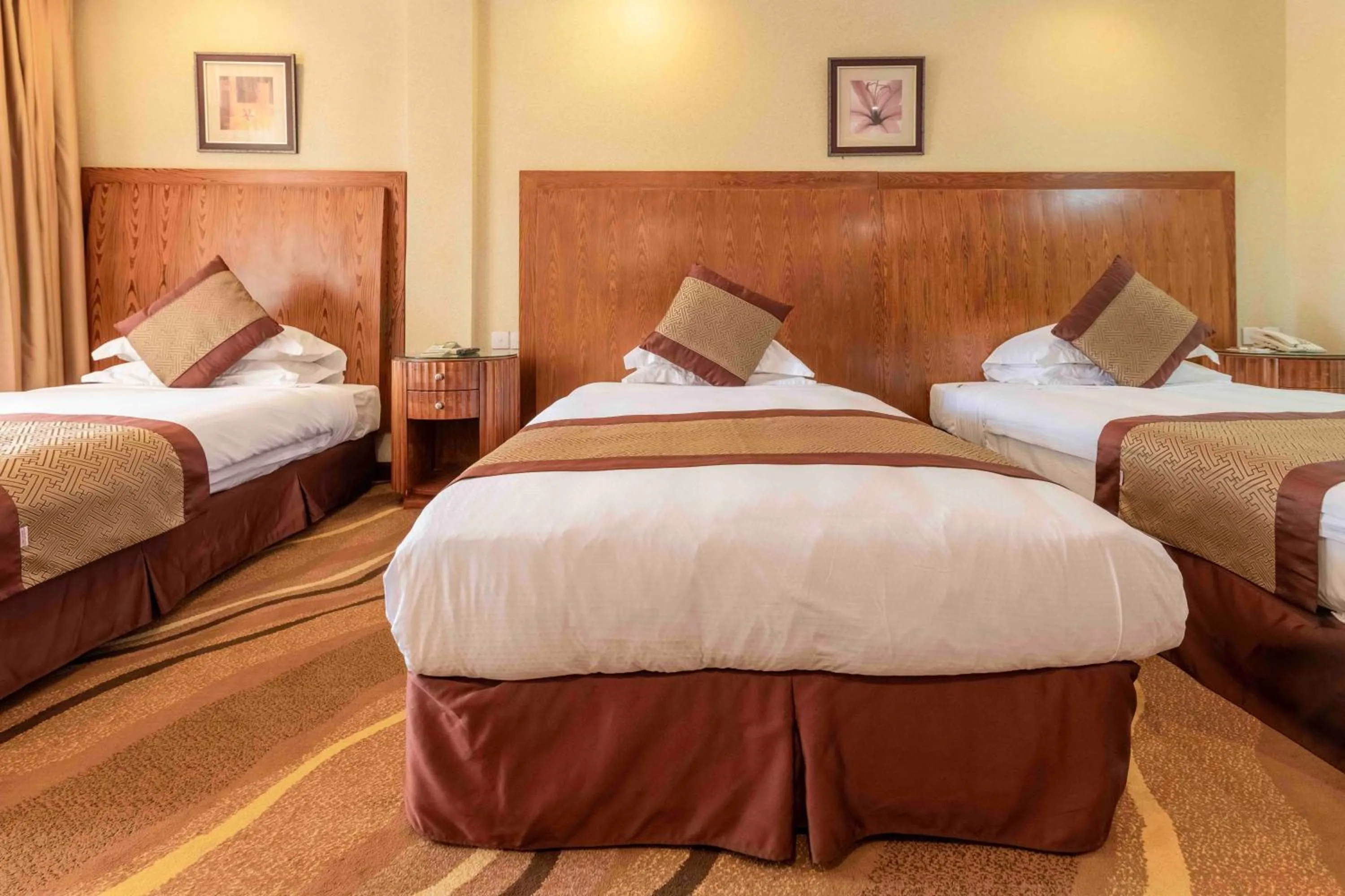 Bed in Mbale Resort Hotel