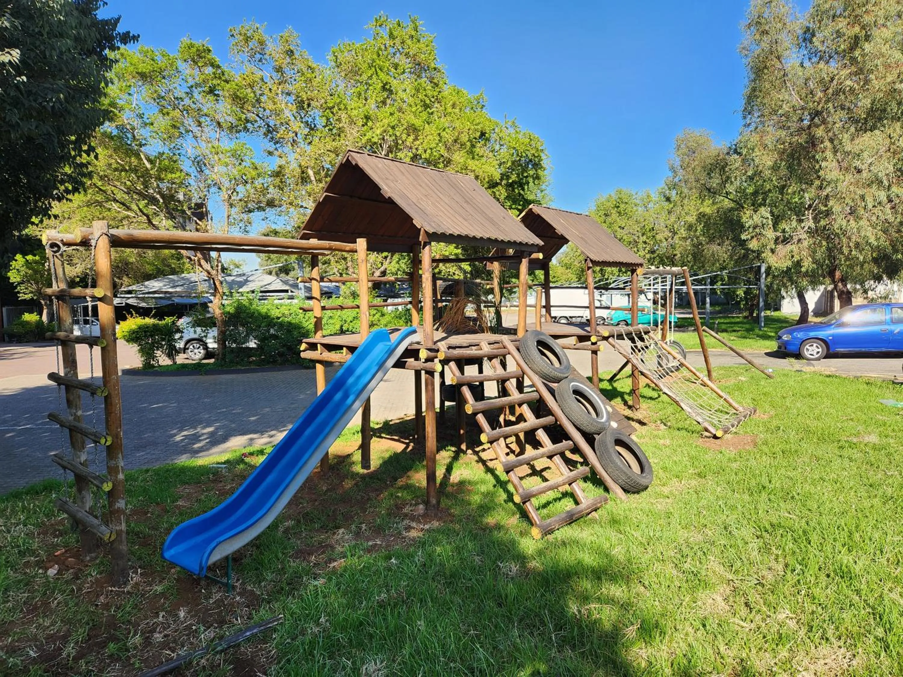 Palm Continental Hotel