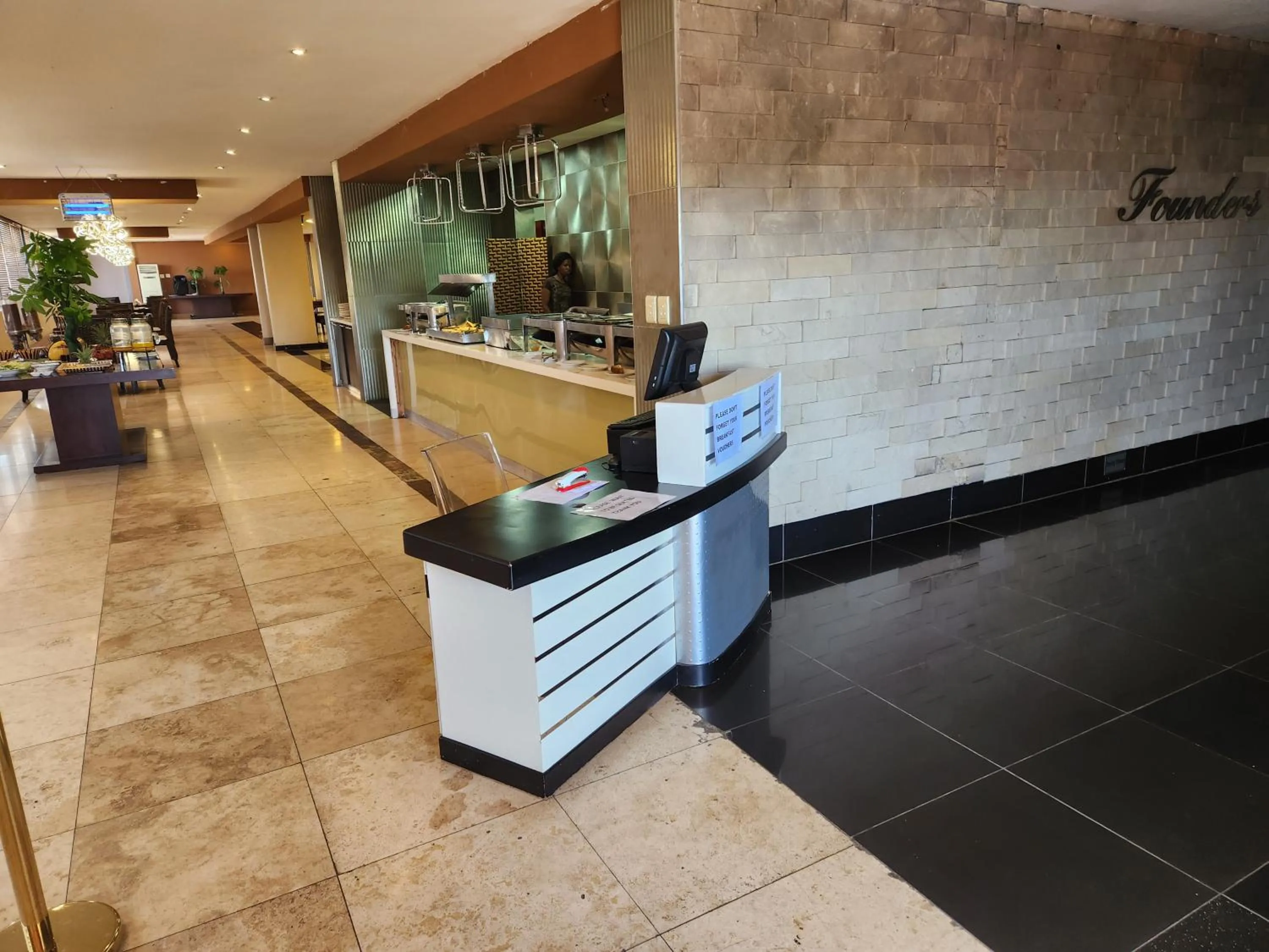 Palm Continental Hotel