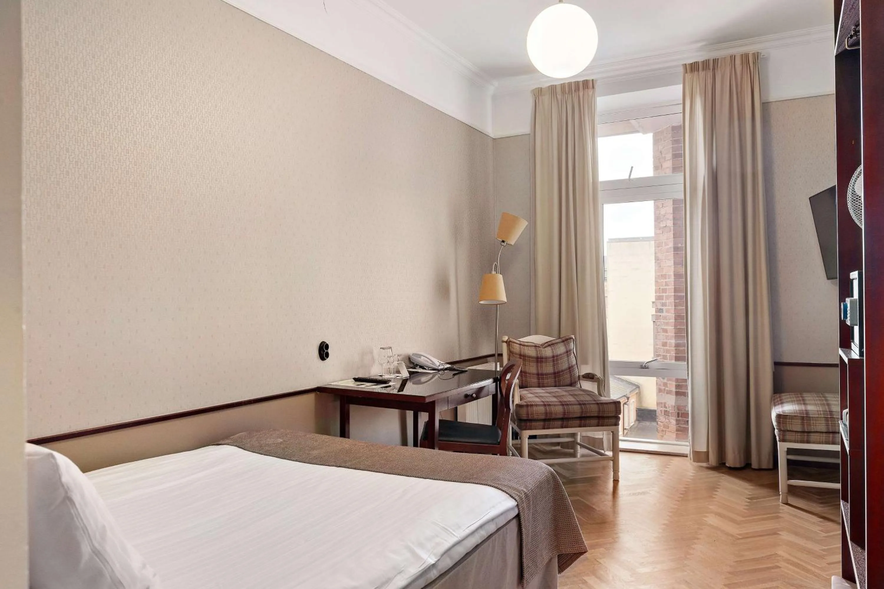 Economy Double Room (55 in bed) in Grand Halmstad, WorldHotels Crafted