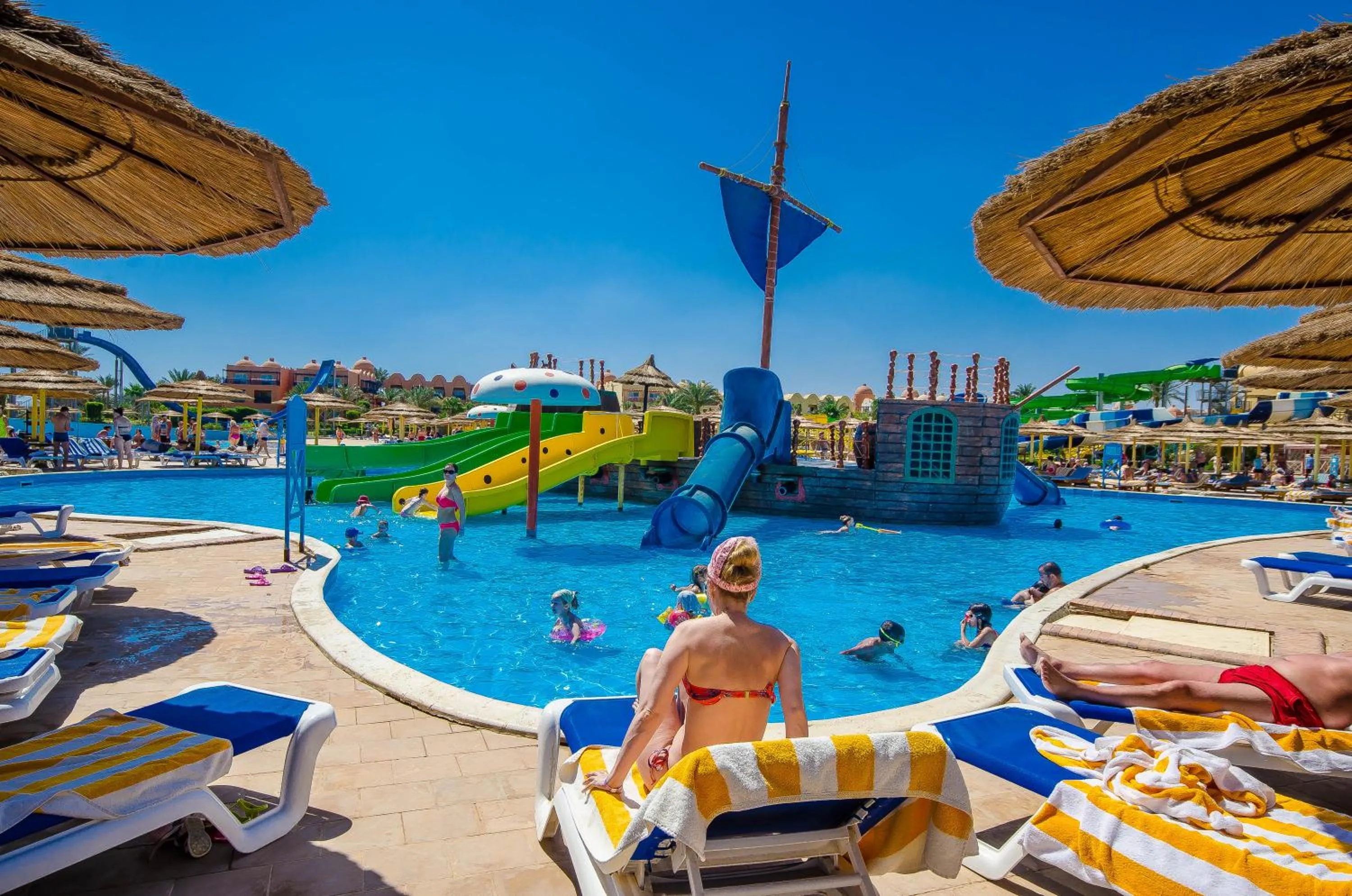 Swimming pool, Water Park in Titanic Palace Families and couples only