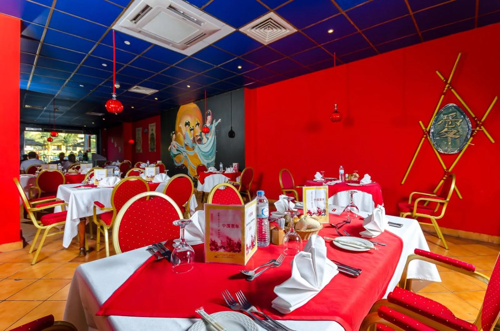 Restaurant/places to eat in Titanic Beach - Families and Couples only