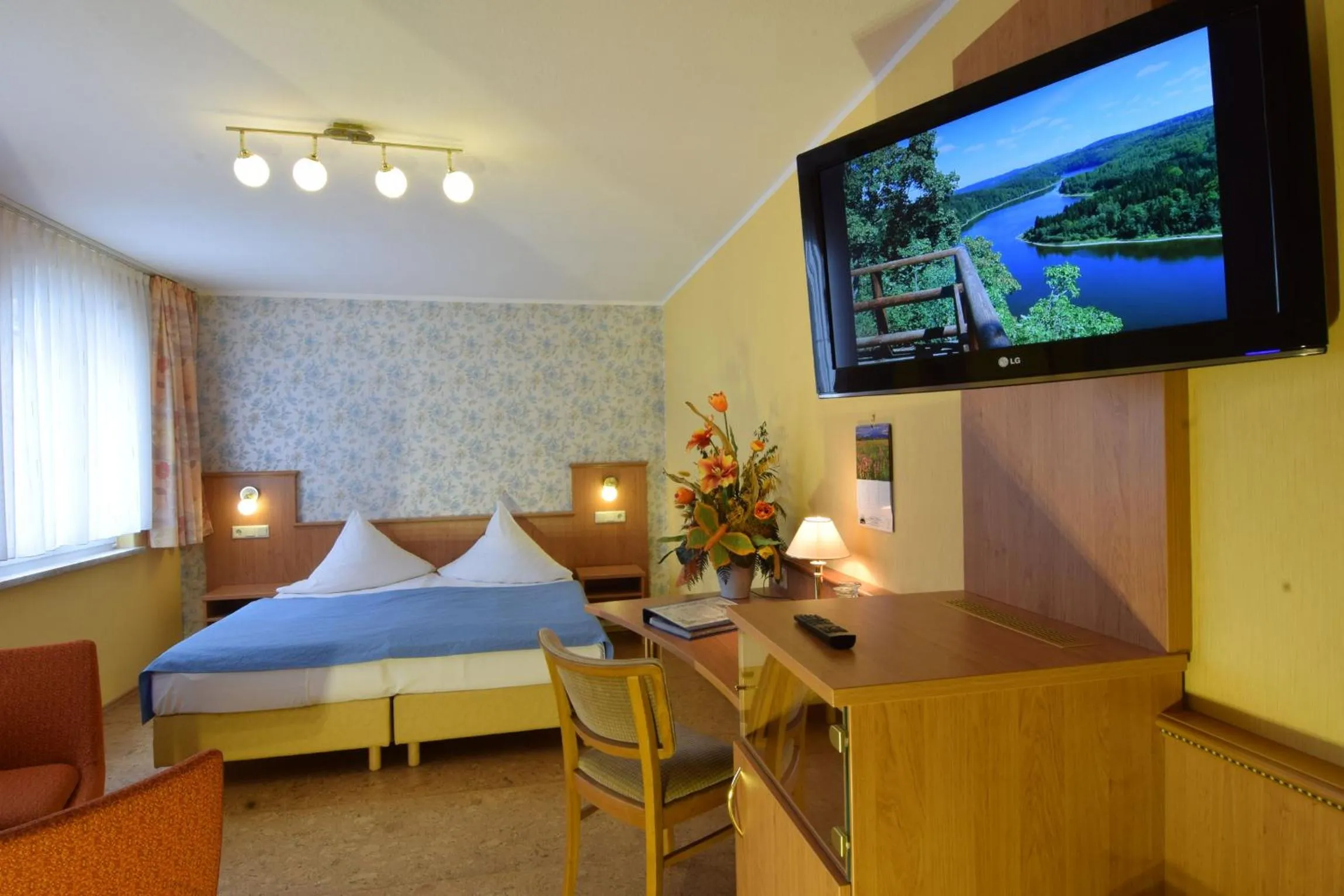 Photo of the whole room, Bed in Hotel & Gasthof Garküche