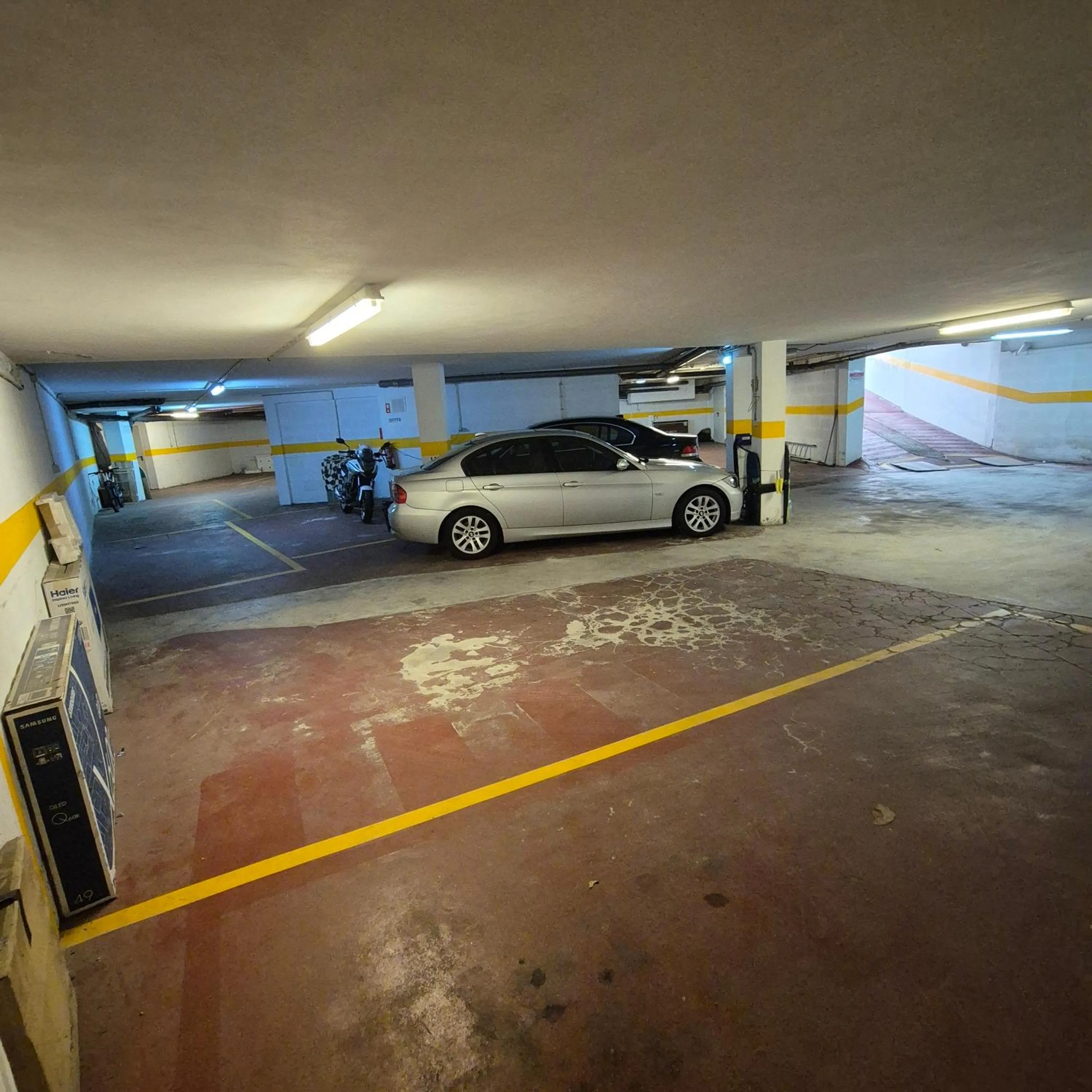 Parking in Apartamentos Turísticos Vila Praia