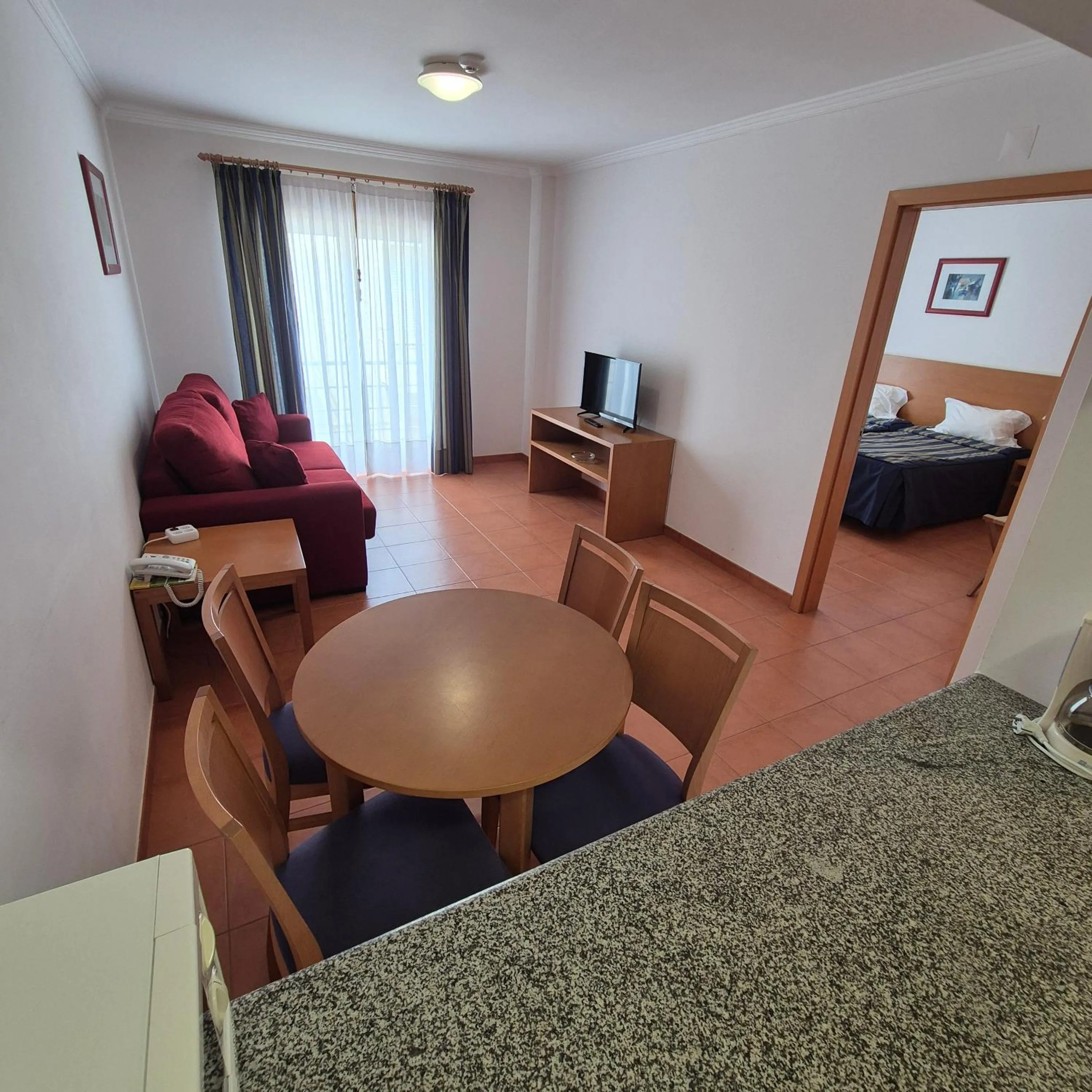 TV and multimedia, Bed in Apartamentos Turísticos Vila Praia