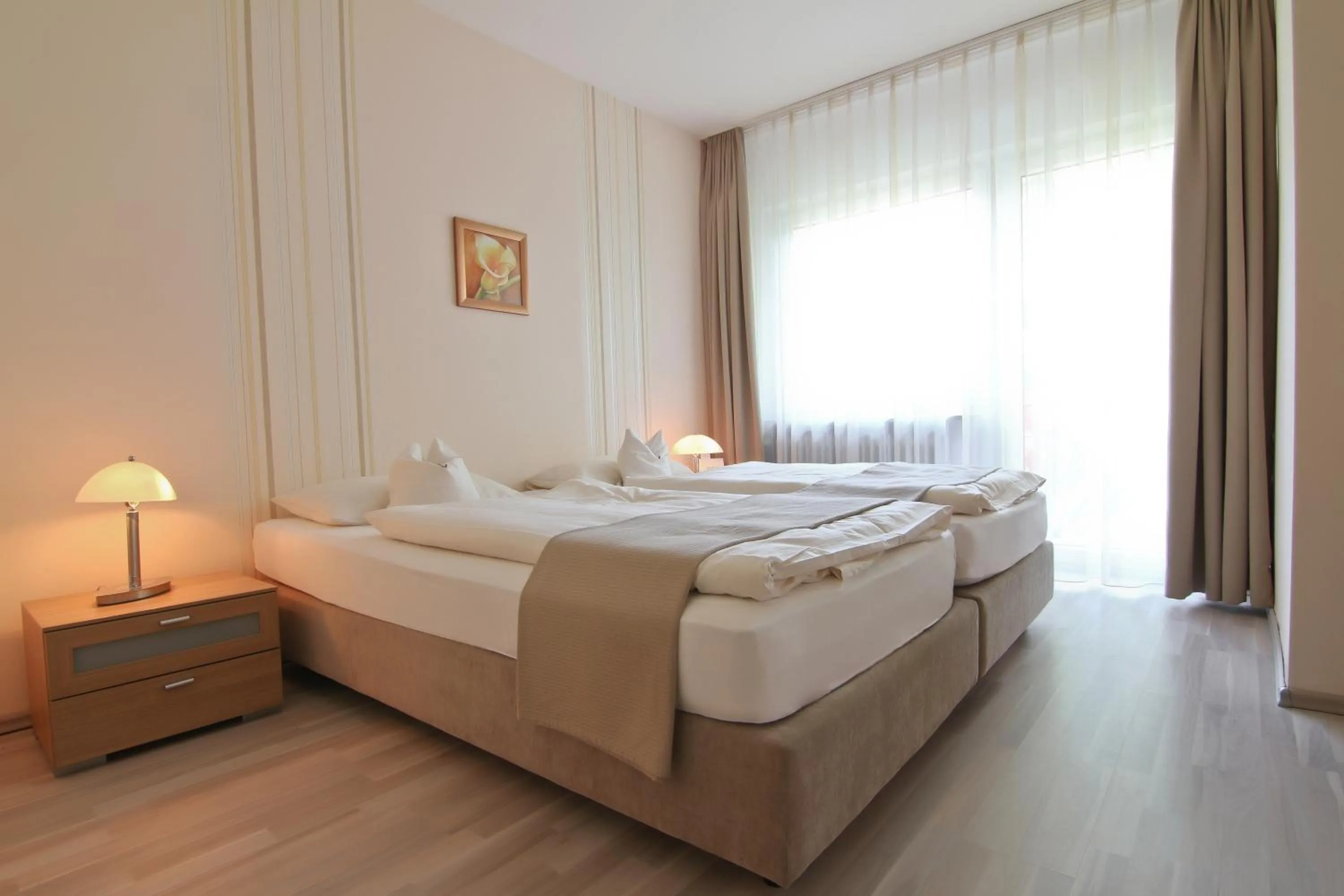 Photo of the whole room, Bed in Balance Revital-Hotel