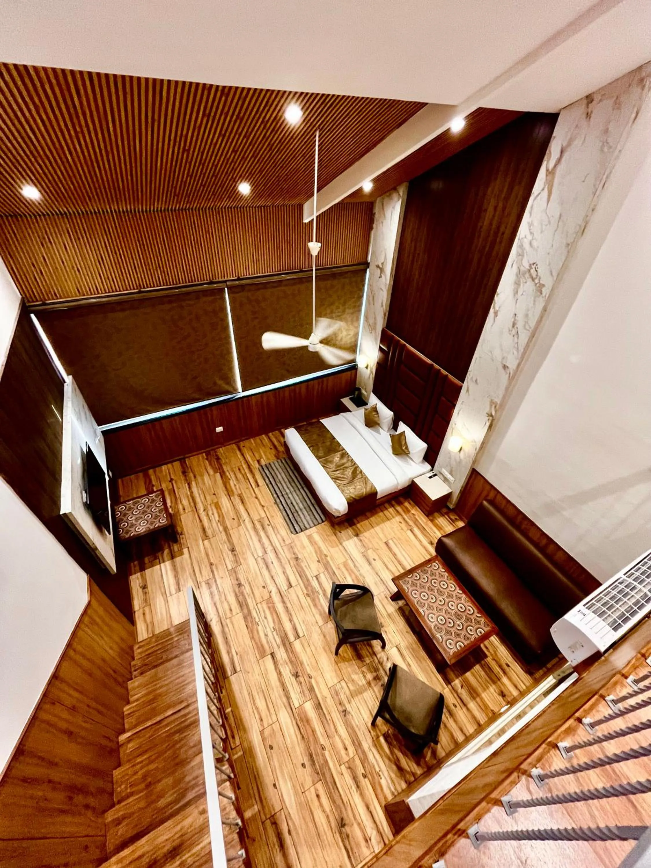 Photo of the whole room in Hotel The Onix