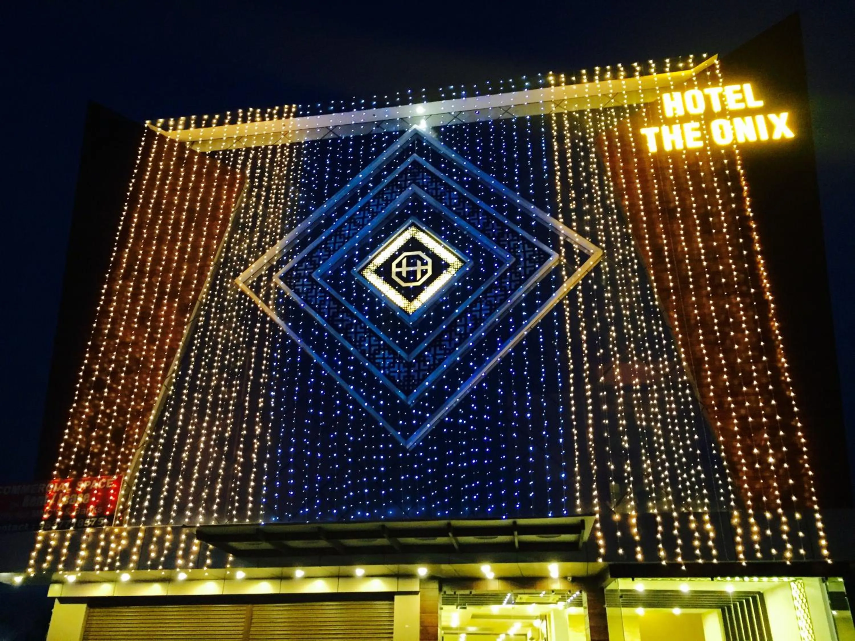 Facade/entrance in Hotel The Onix