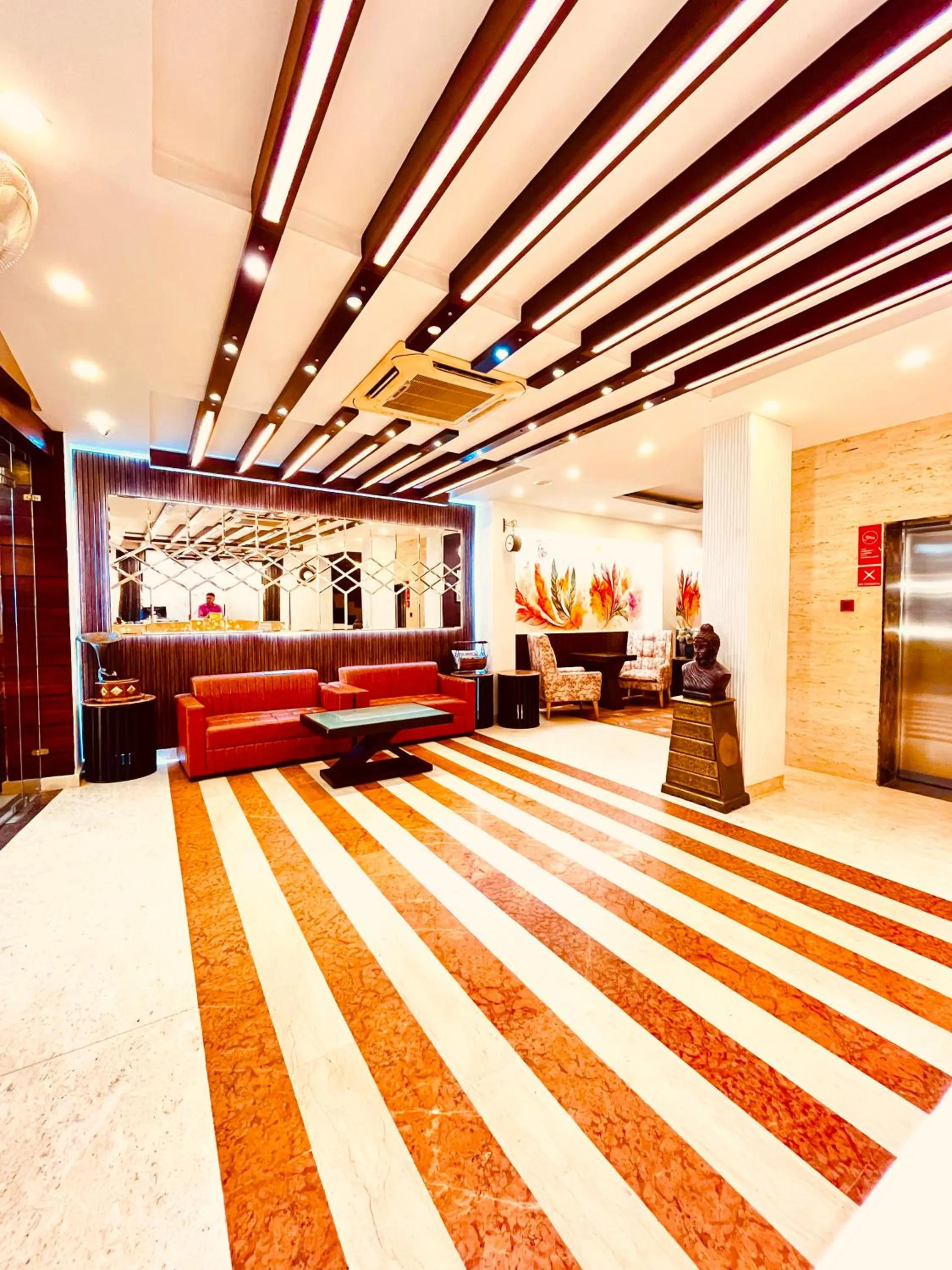 Lobby or reception in Hotel The Onix