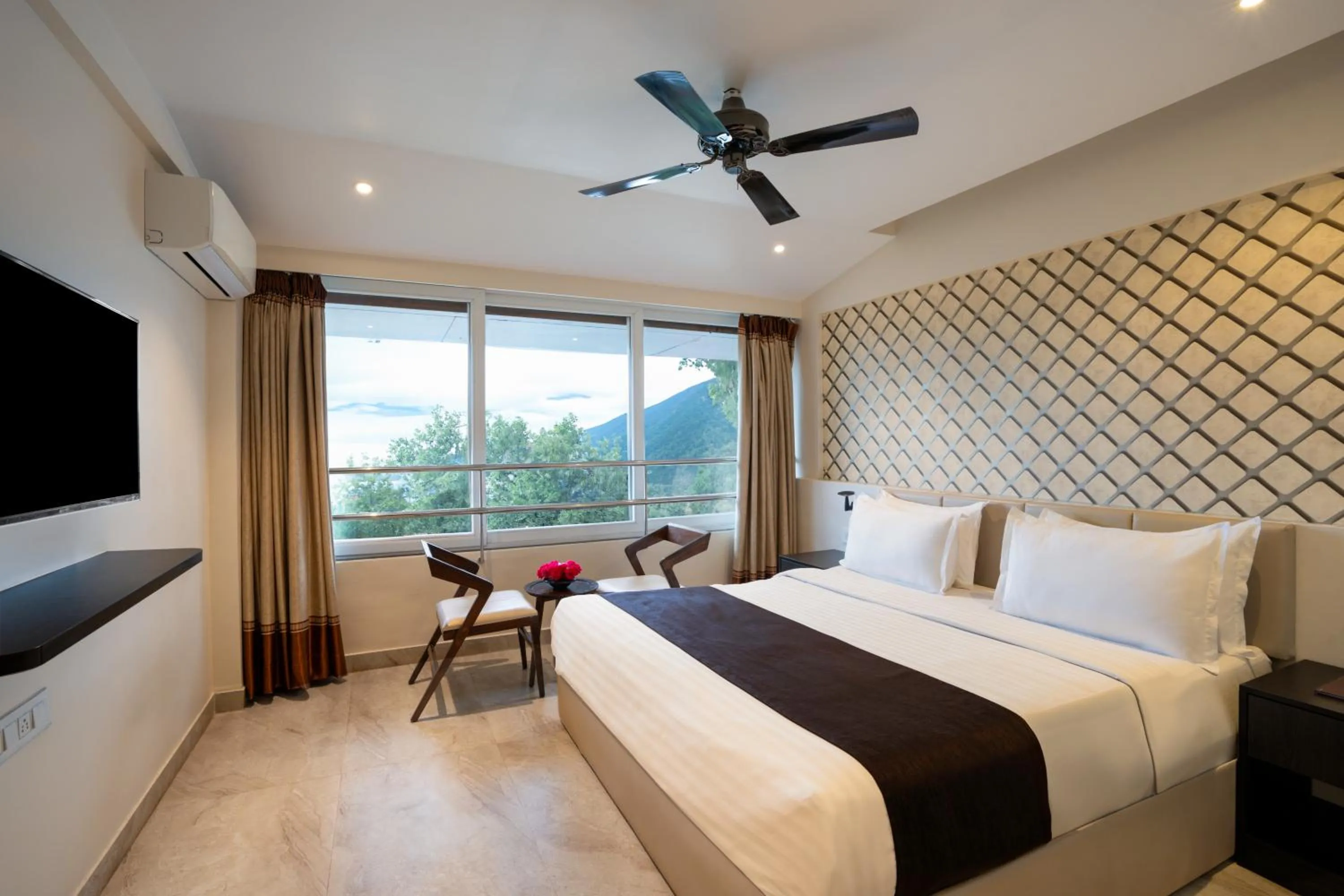 Bedroom, Bed in The Grand Legacy Resort & Spa - TGL - Pure Vegetarian Mahabaleshwar