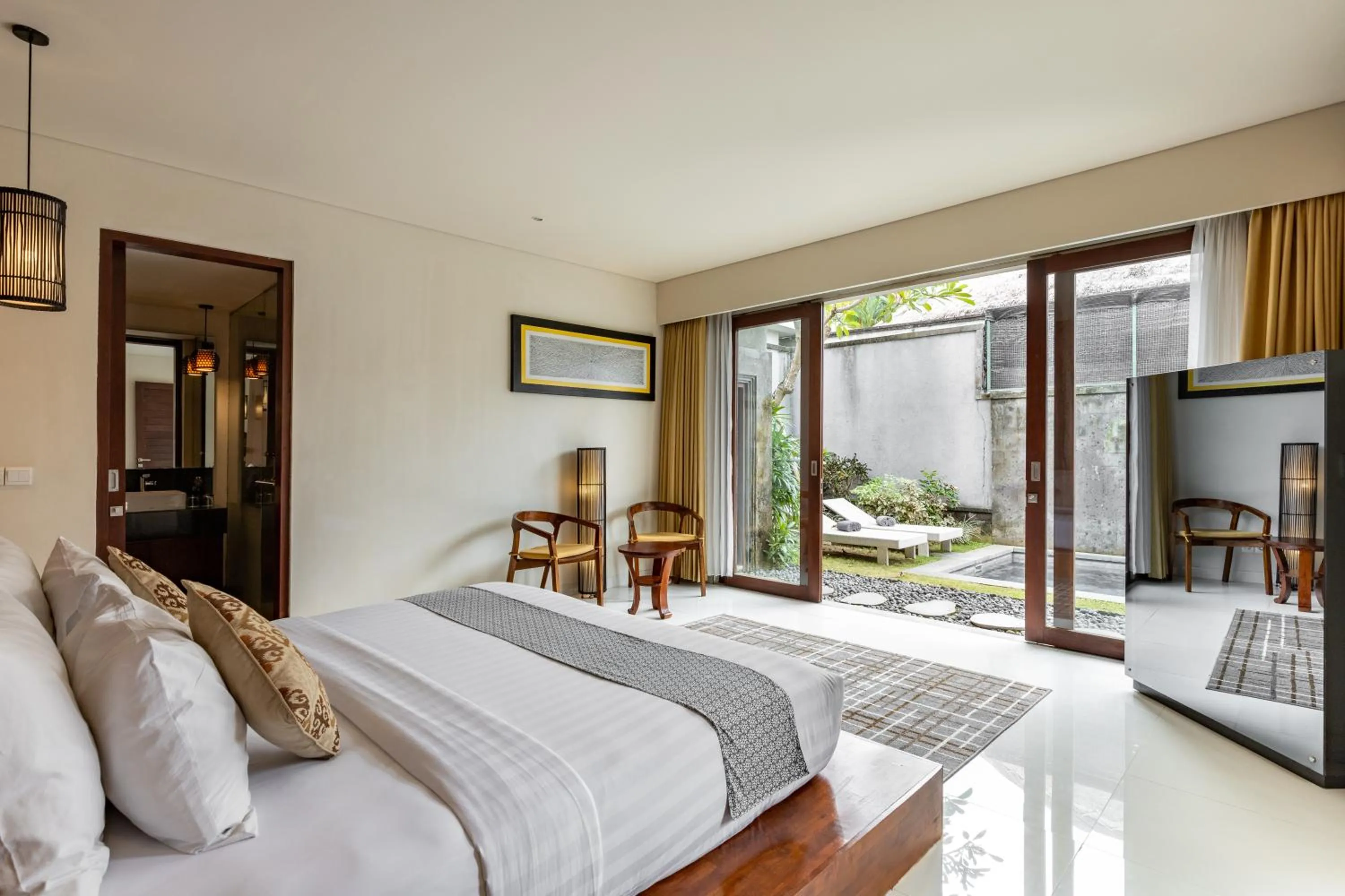 Bedroom, Bed in Theanna Villa and Spa Canggu