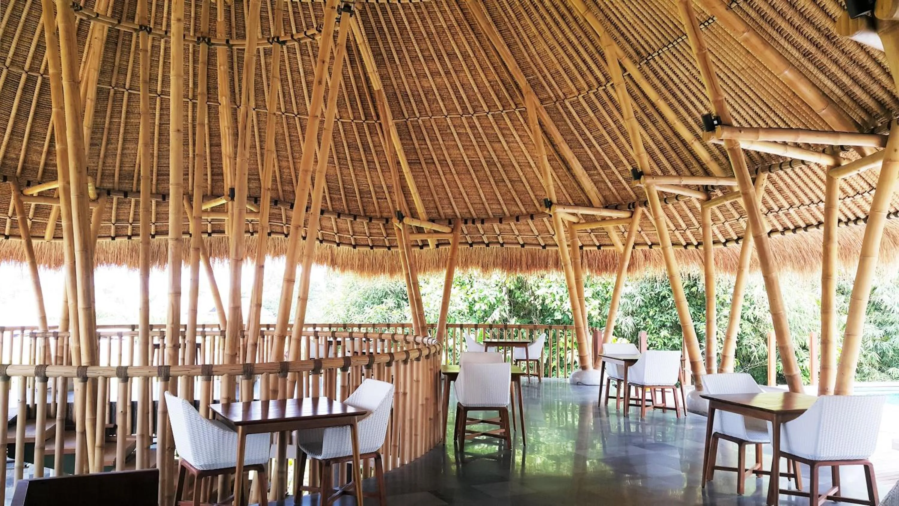 Restaurant/places to eat in Theanna Villa and Spa Canggu