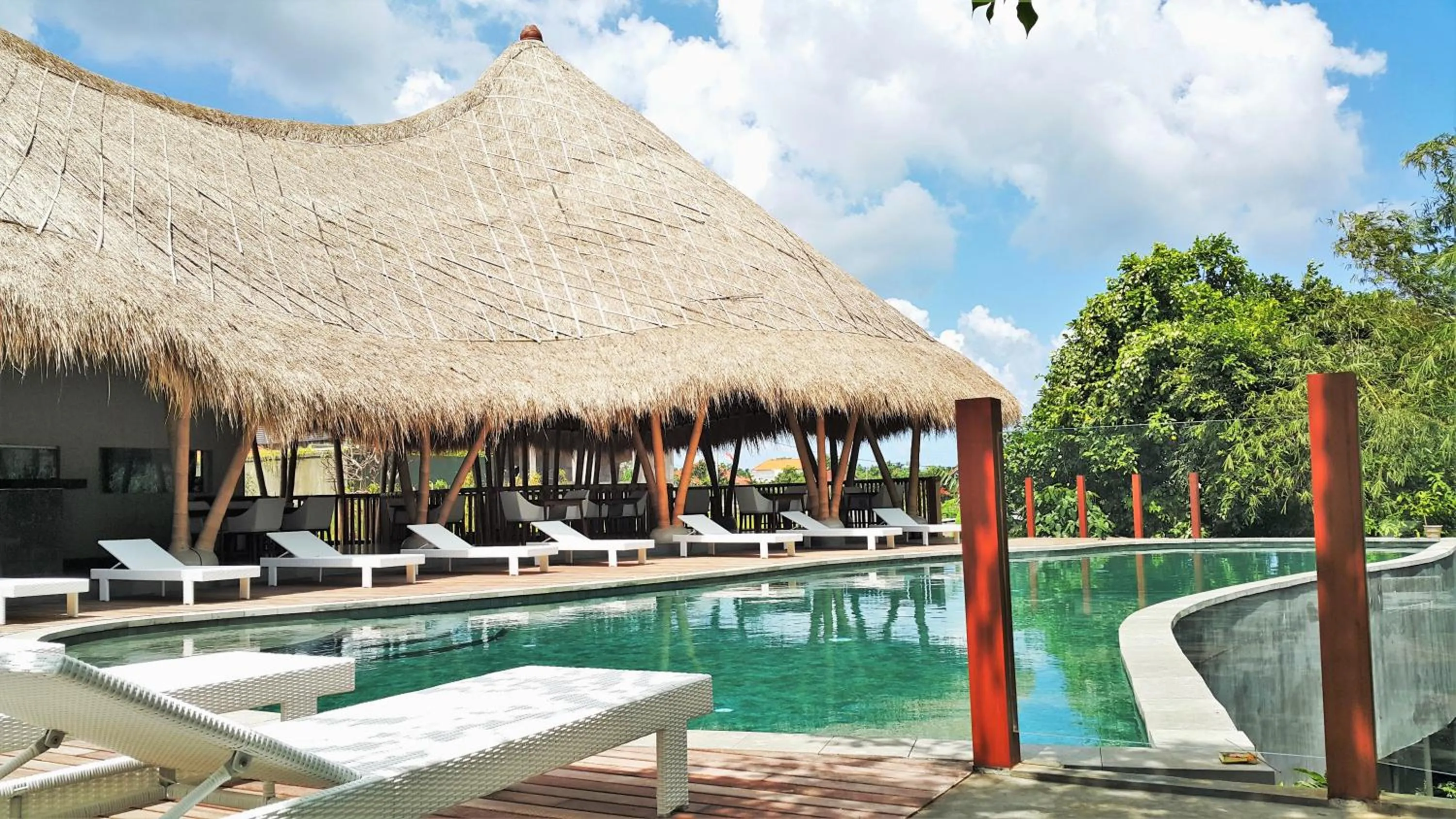 Restaurant/places to eat in Theanna Villa and Spa Canggu