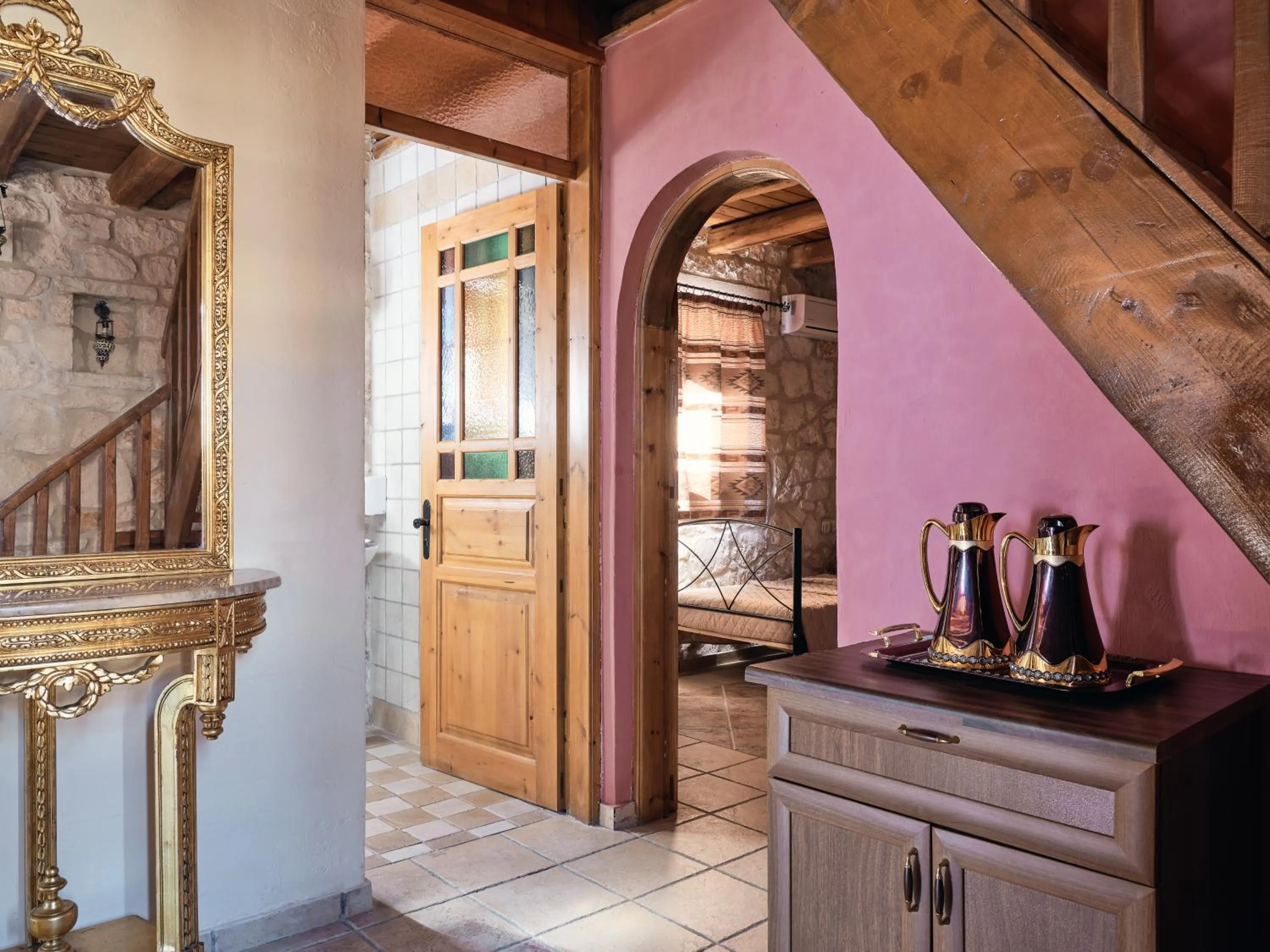 Living room in Diamond Suites