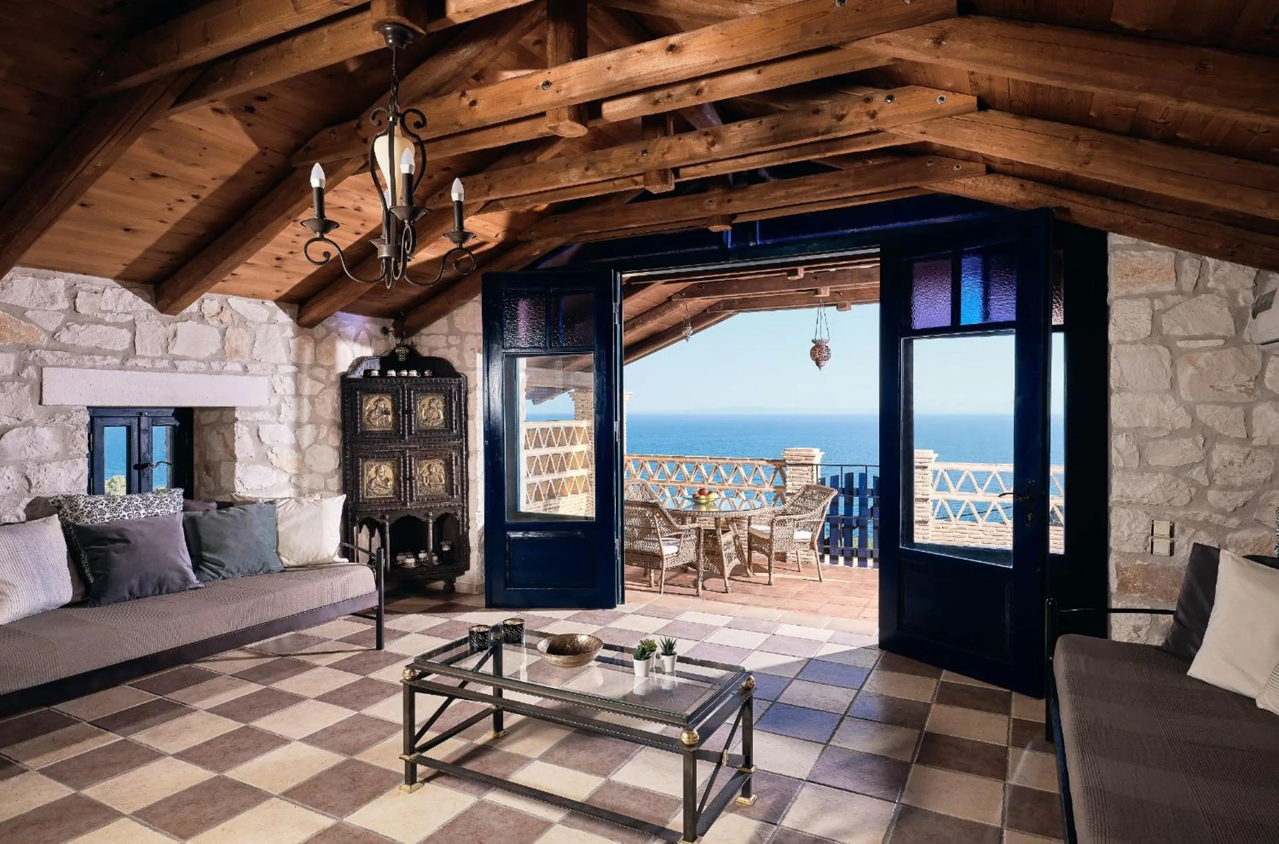 Patio in Diamond Suites