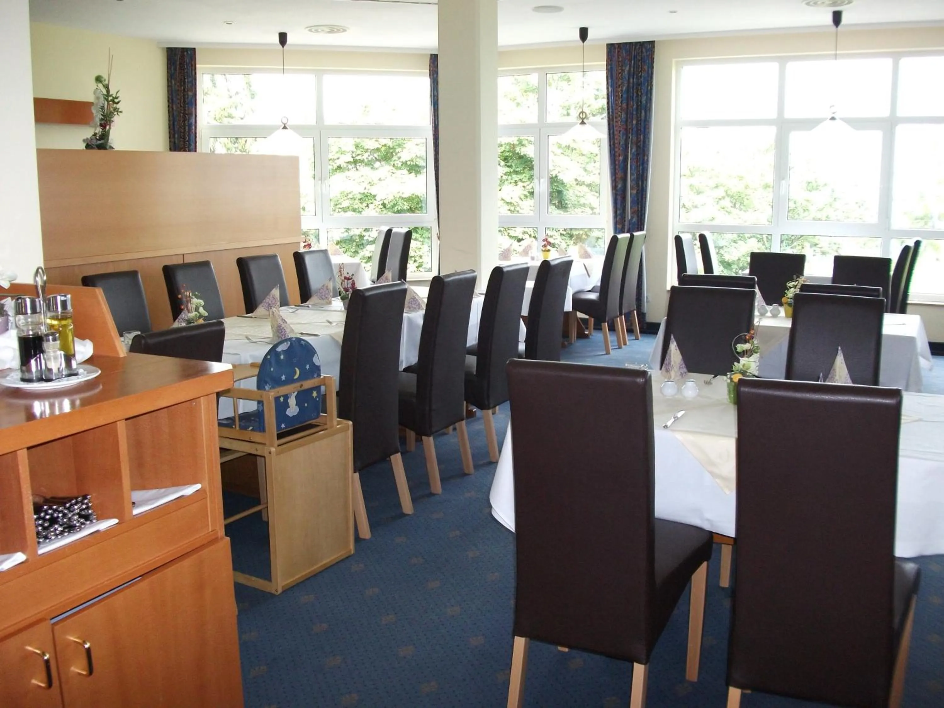 Restaurant/places to eat in Hotel Am Wald -GARNI-