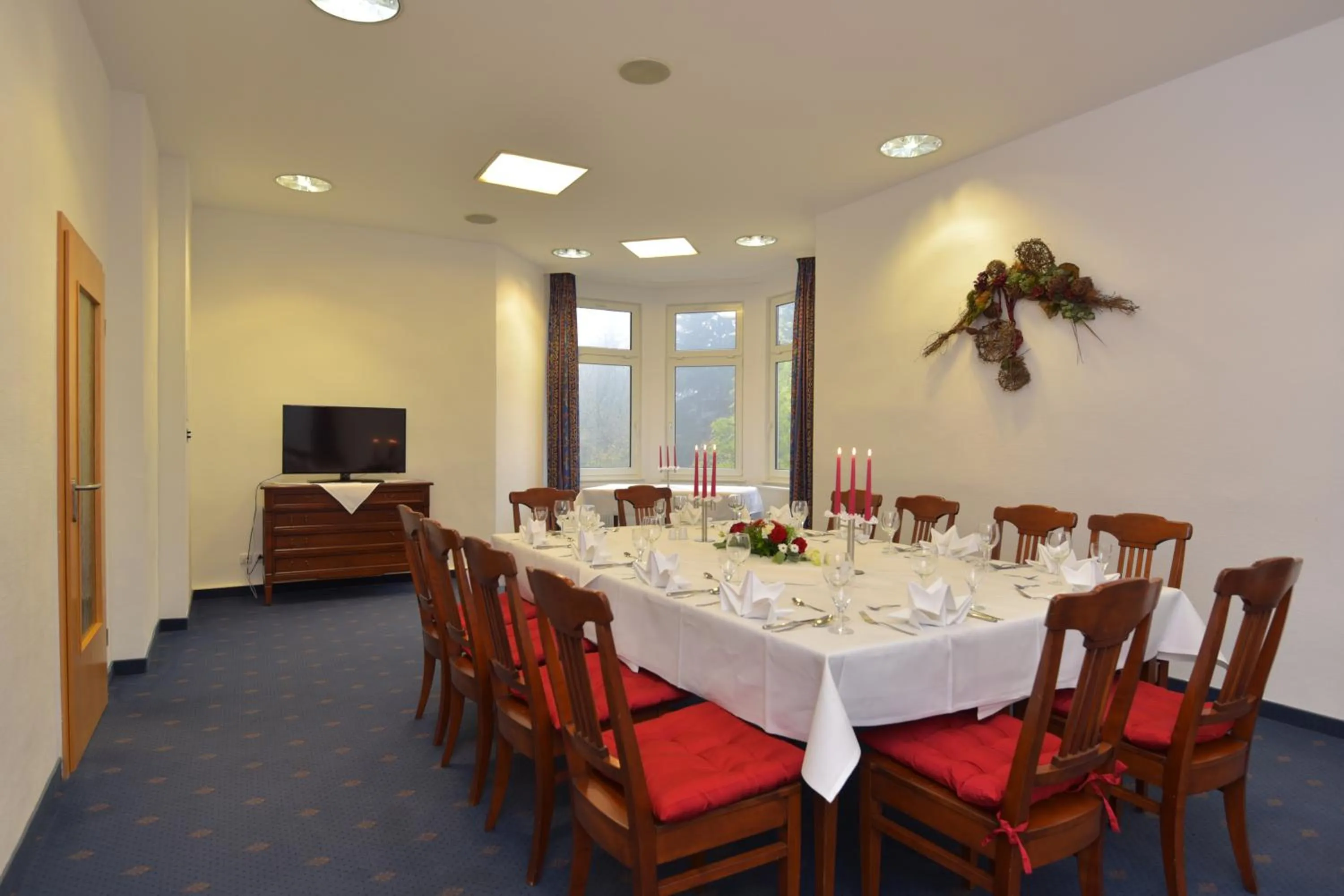 Restaurant/places to eat in Hotel Am Wald -GARNI-