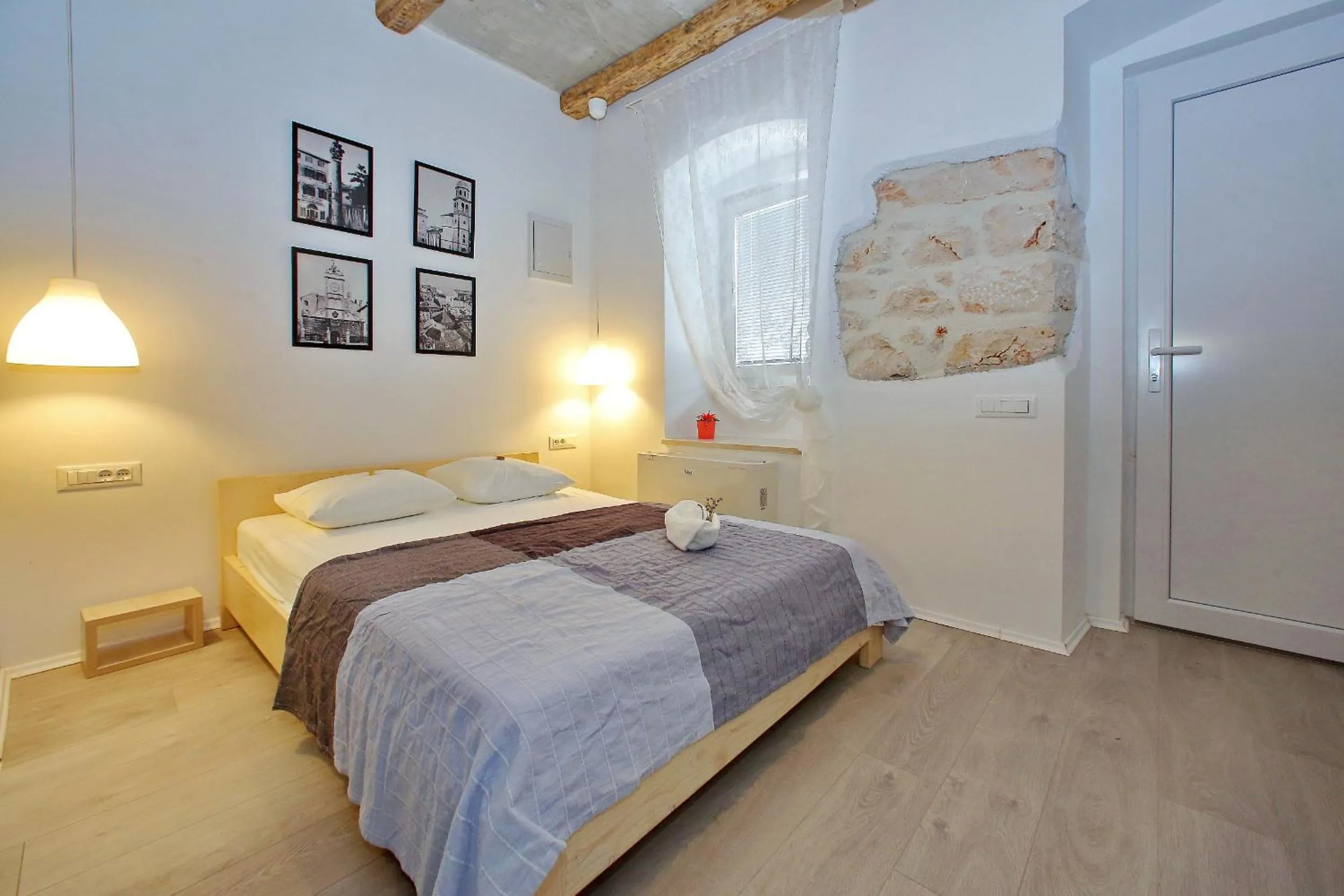 Bed in Guverna New City Accommodation