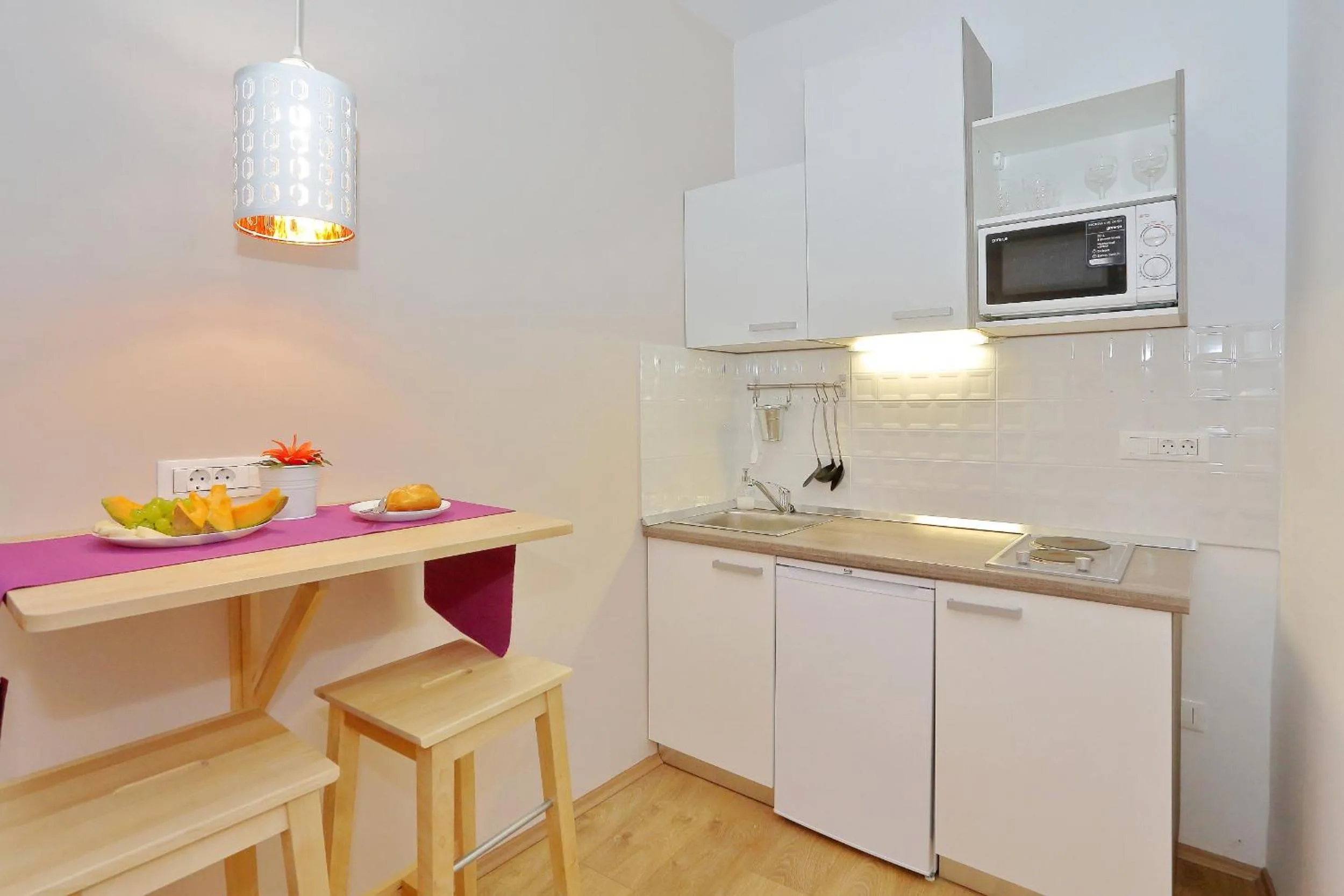 Coffee/tea facilities in Guverna New City Accommodation