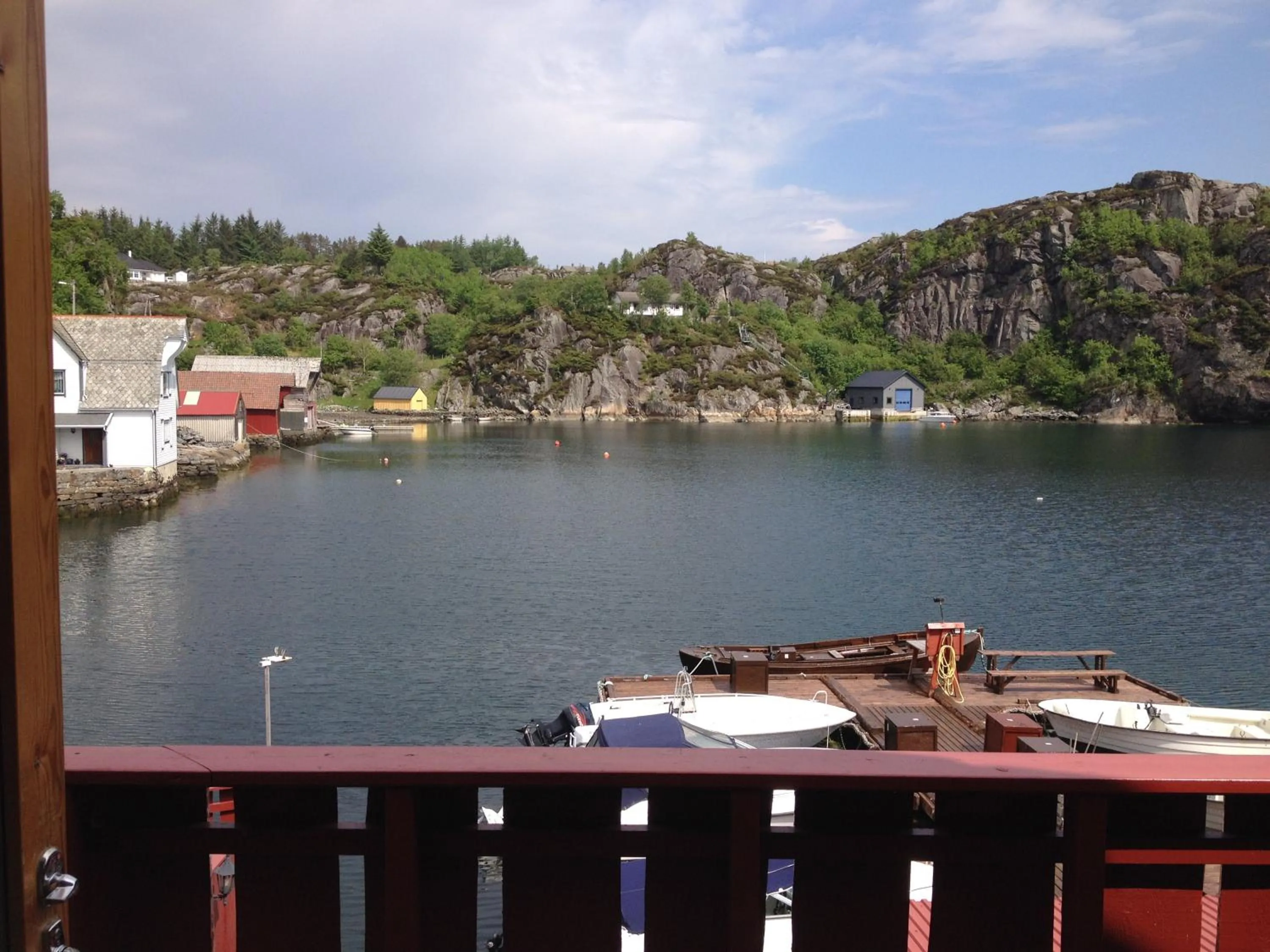 Nearby landmark in Sotra Rorbusenter